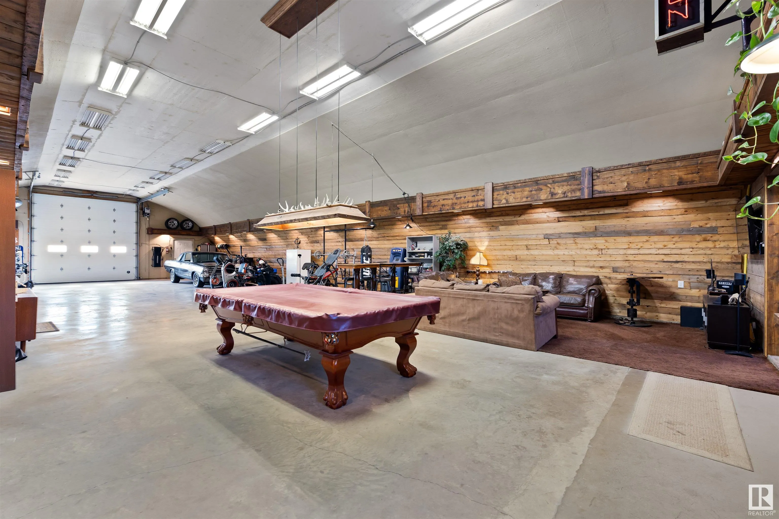 55360 RGE ROAD 205