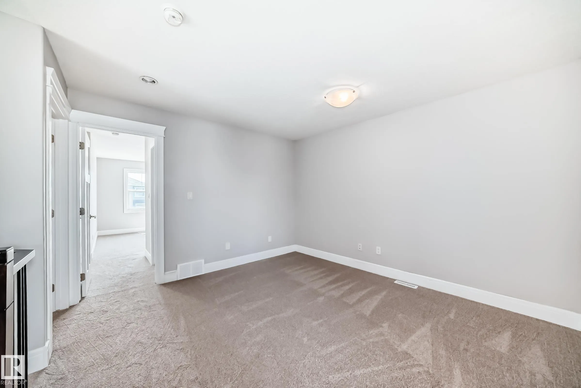 8579 Cushing Place