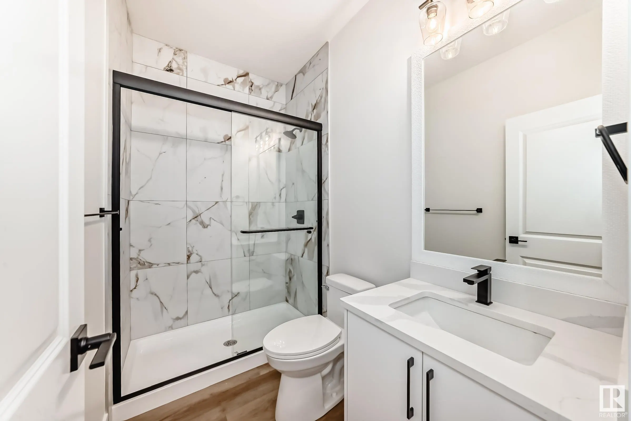 325 bluff Cove