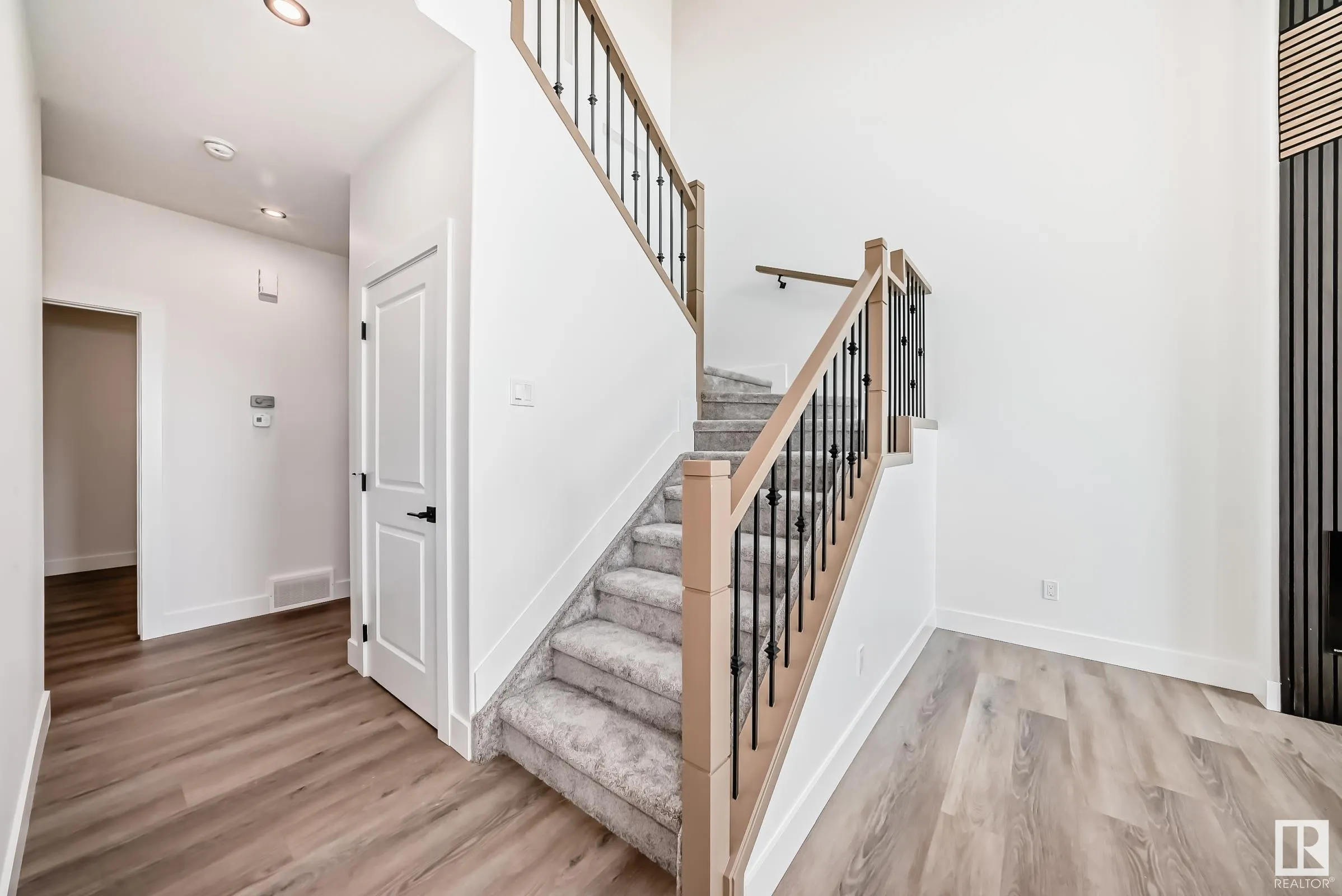 325 bluff Cove