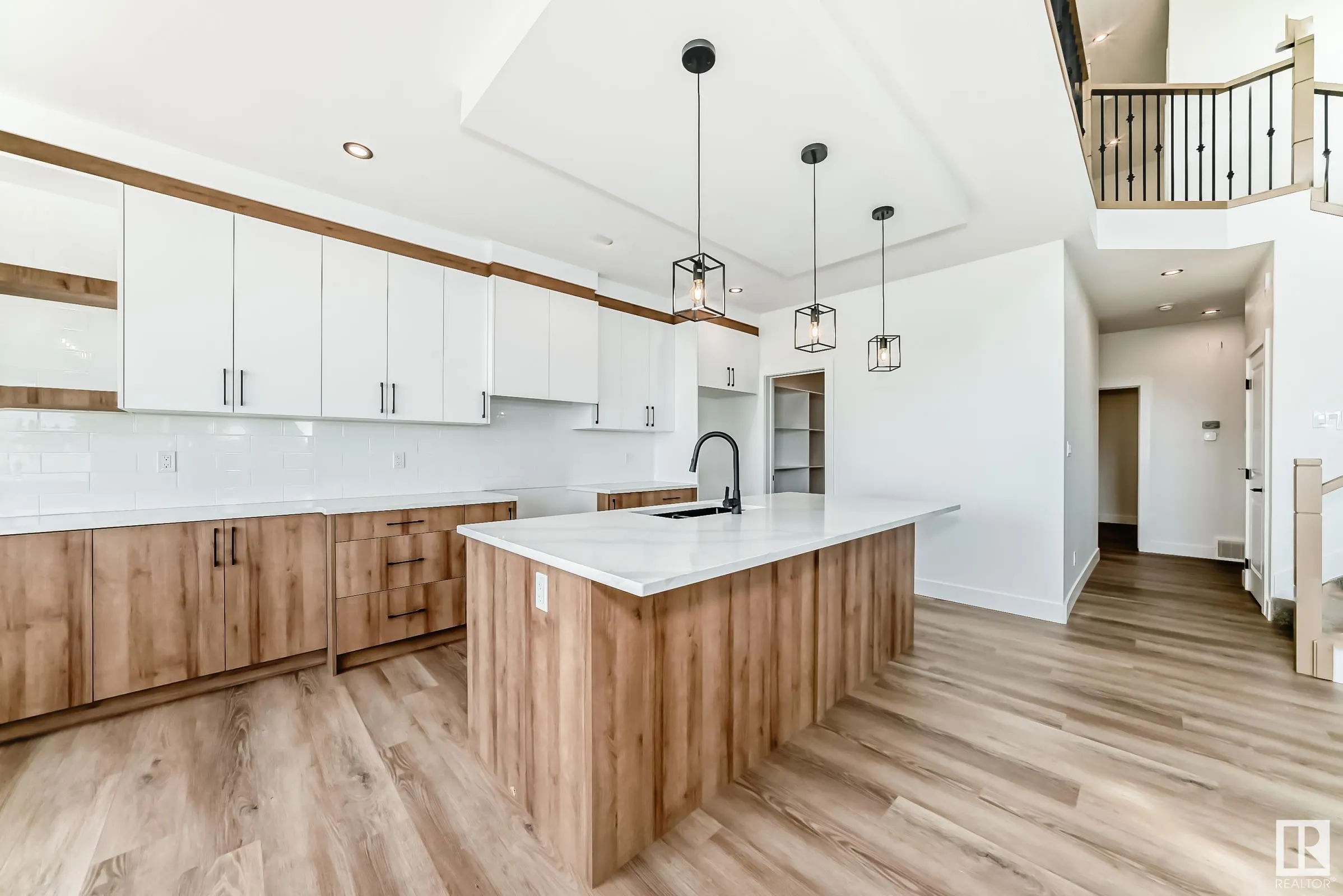 325 bluff Cove