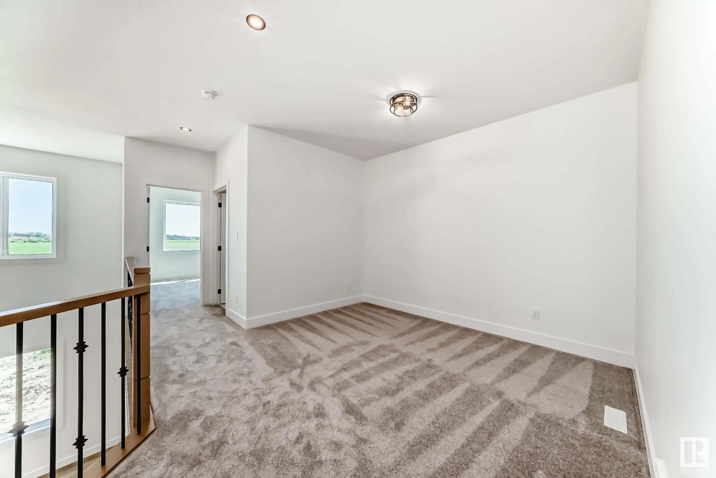 325 bluff Cove