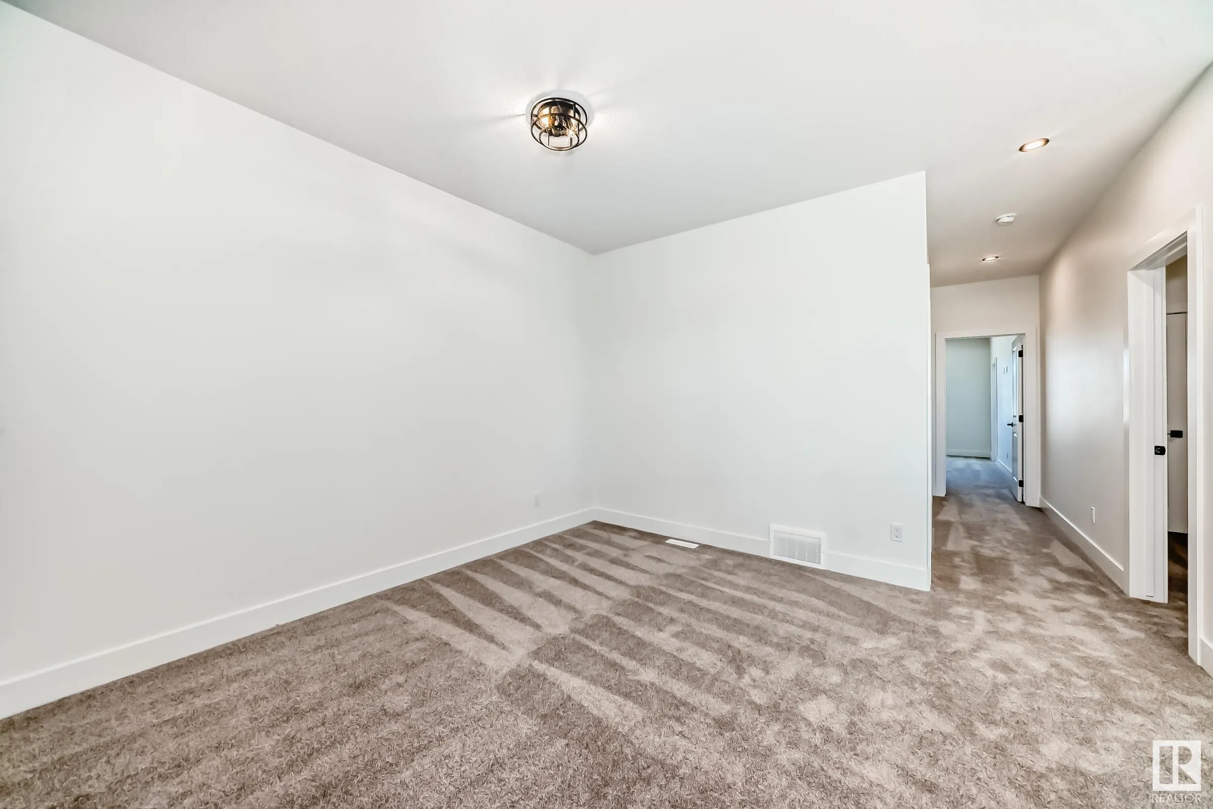 325 bluff Cove