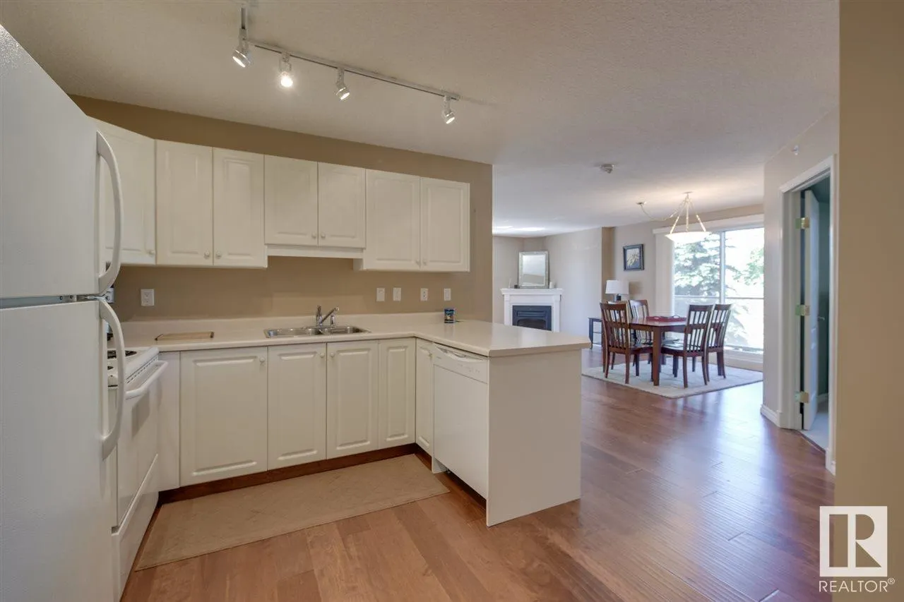 10649 Saskatchewan Drive
