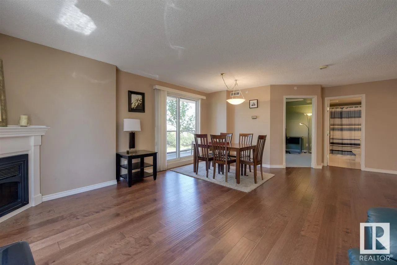 10649 Saskatchewan Drive