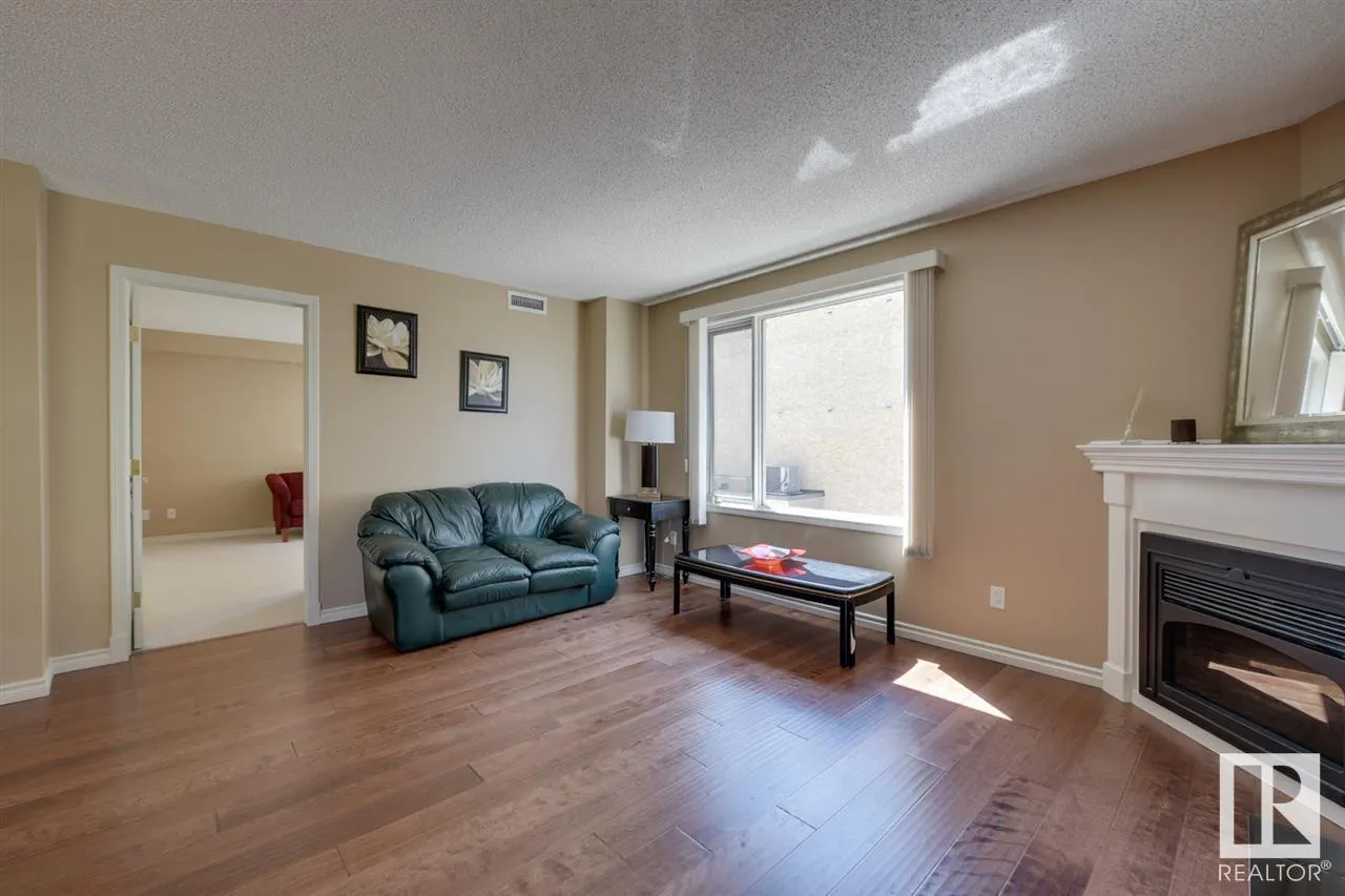 10649 Saskatchewan Drive