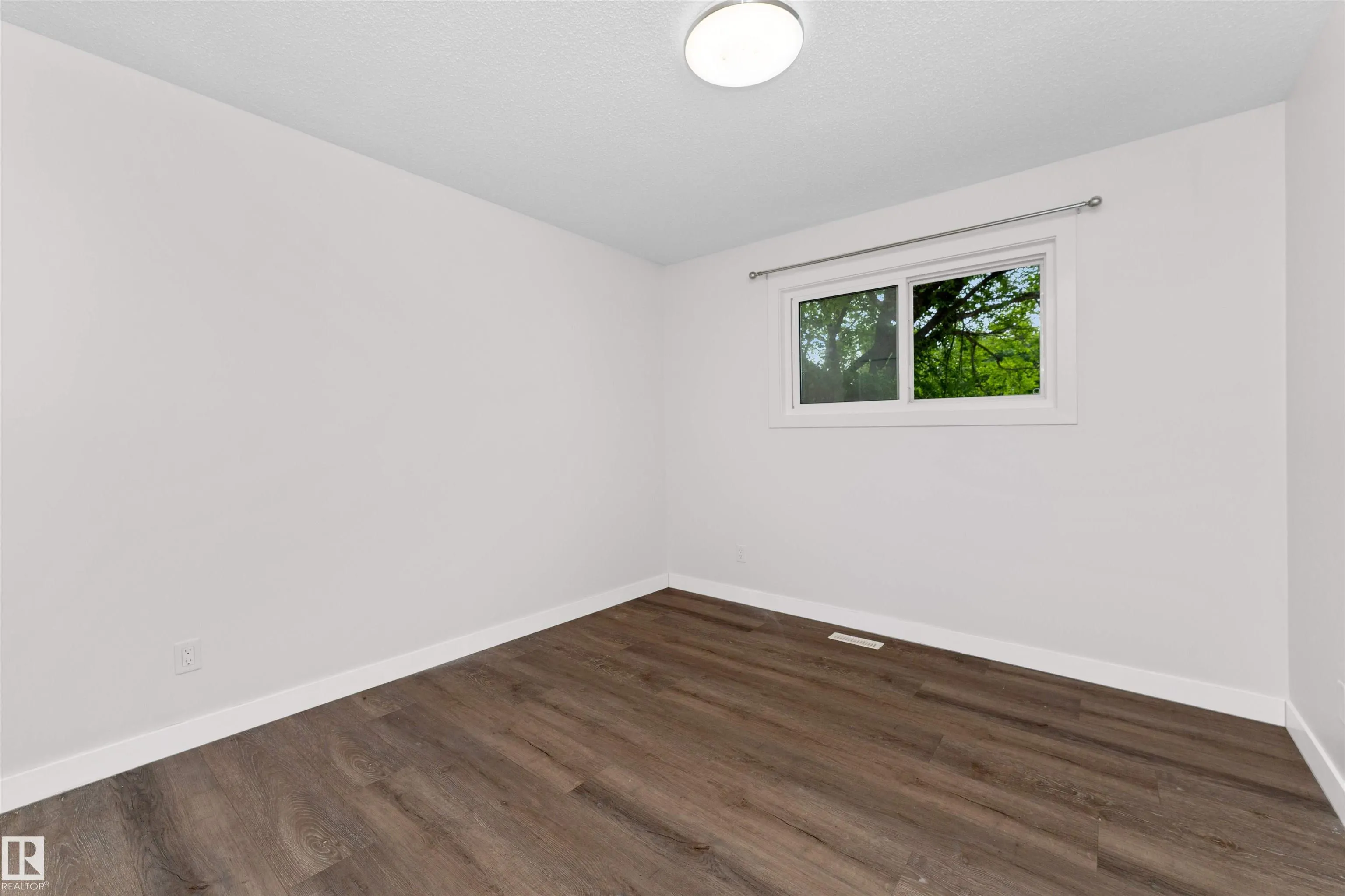 14308 121 Street