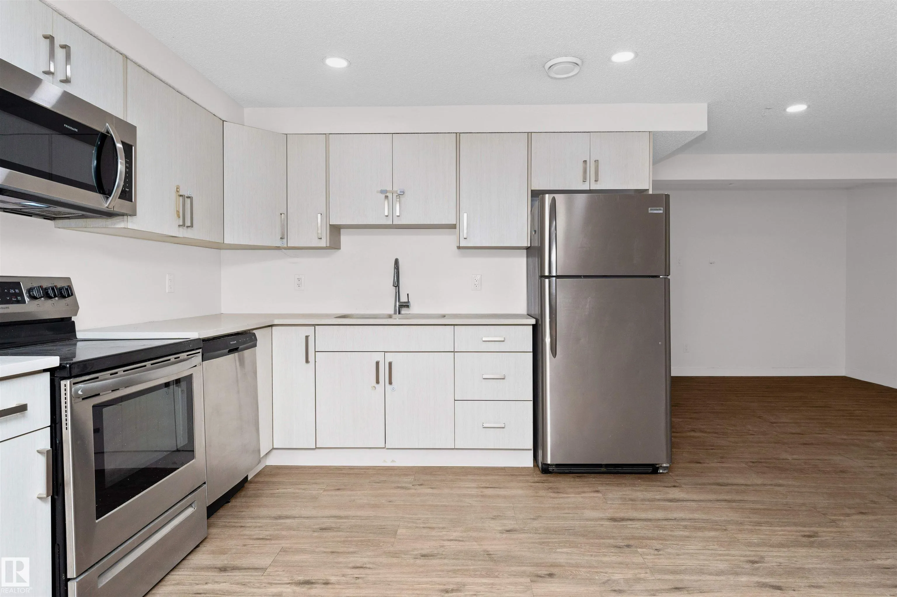14308 121 Street