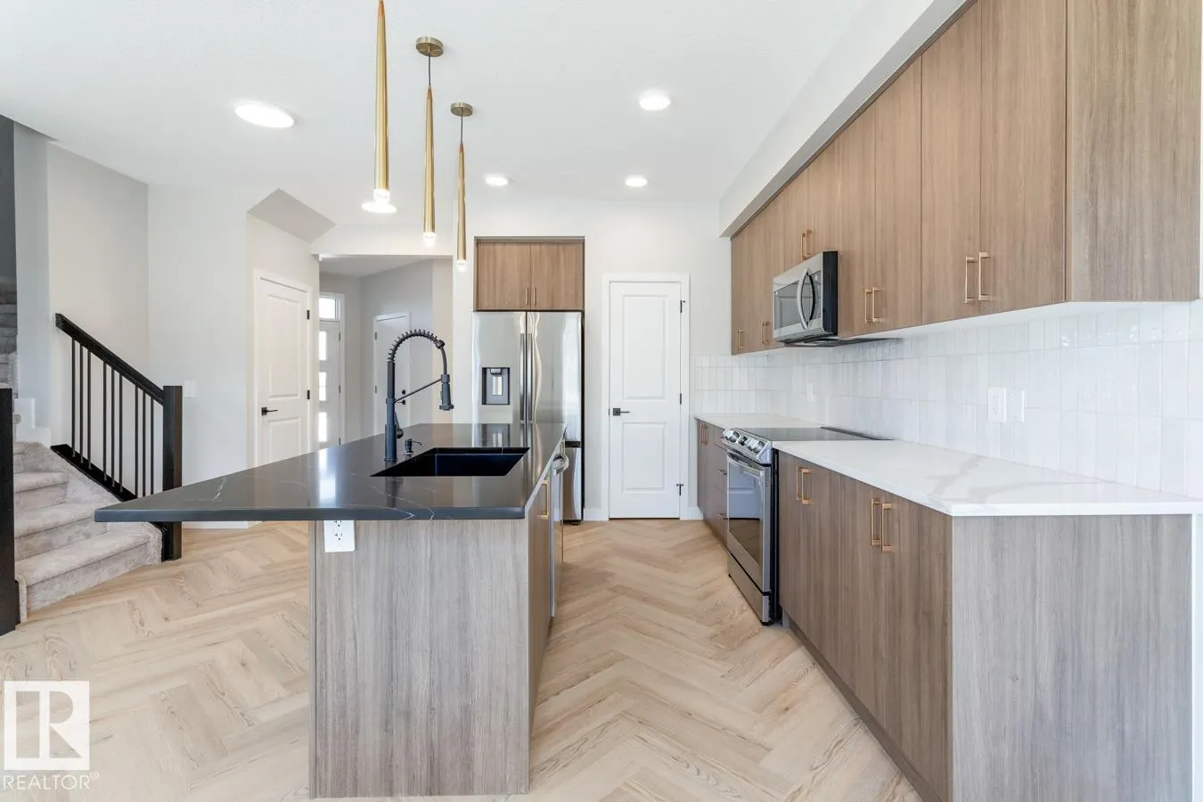 609 Corral Circle