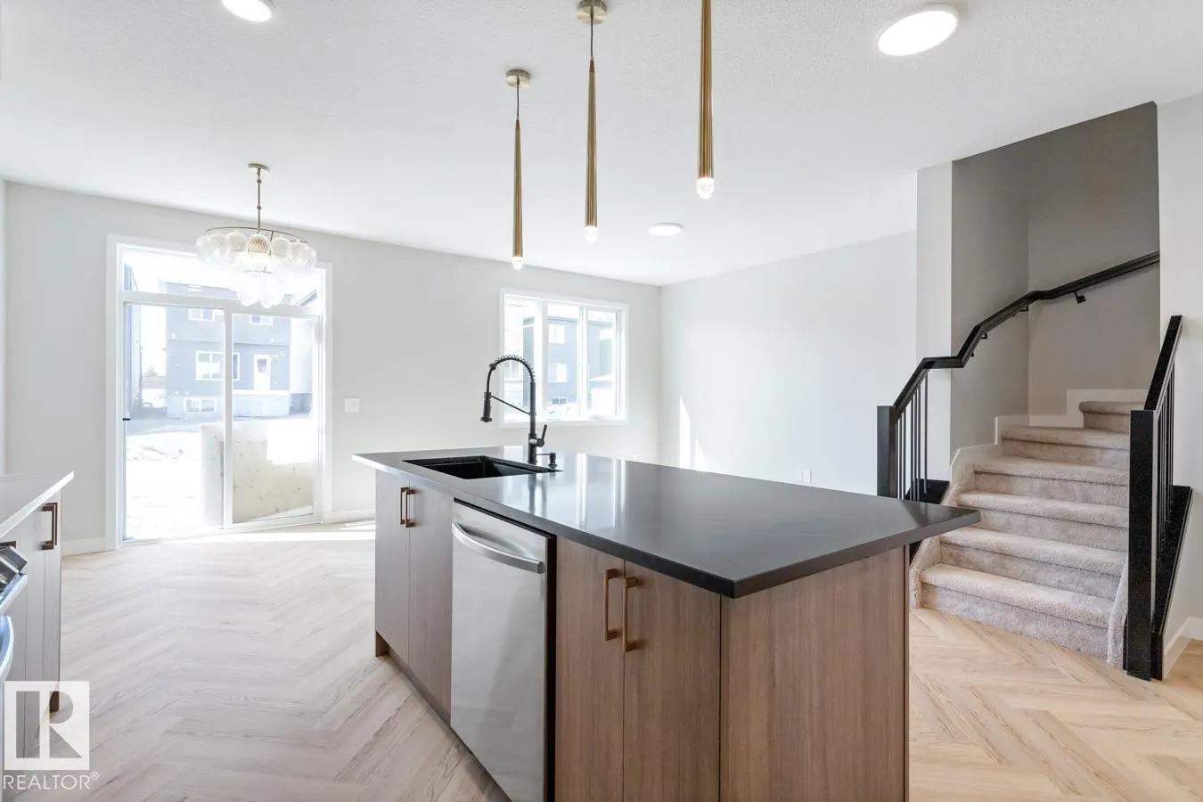 609 Corral Circle