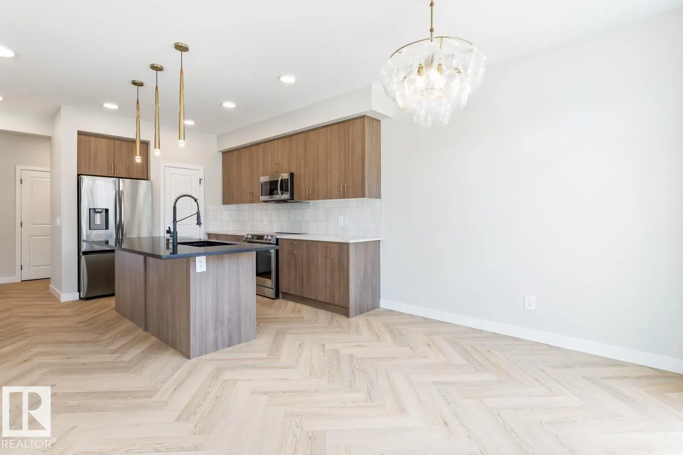 609 Corral Circle