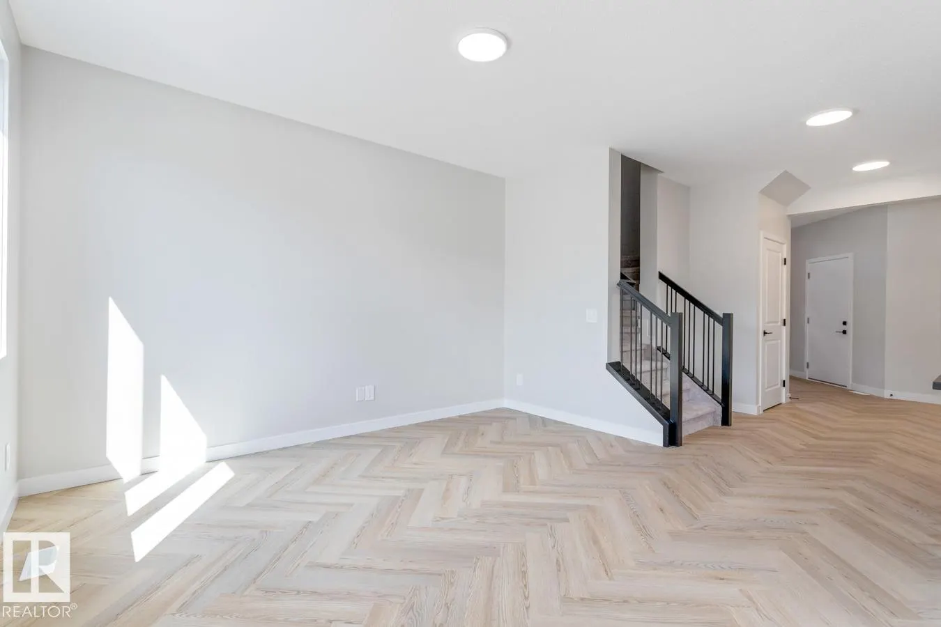 609 Corral Circle