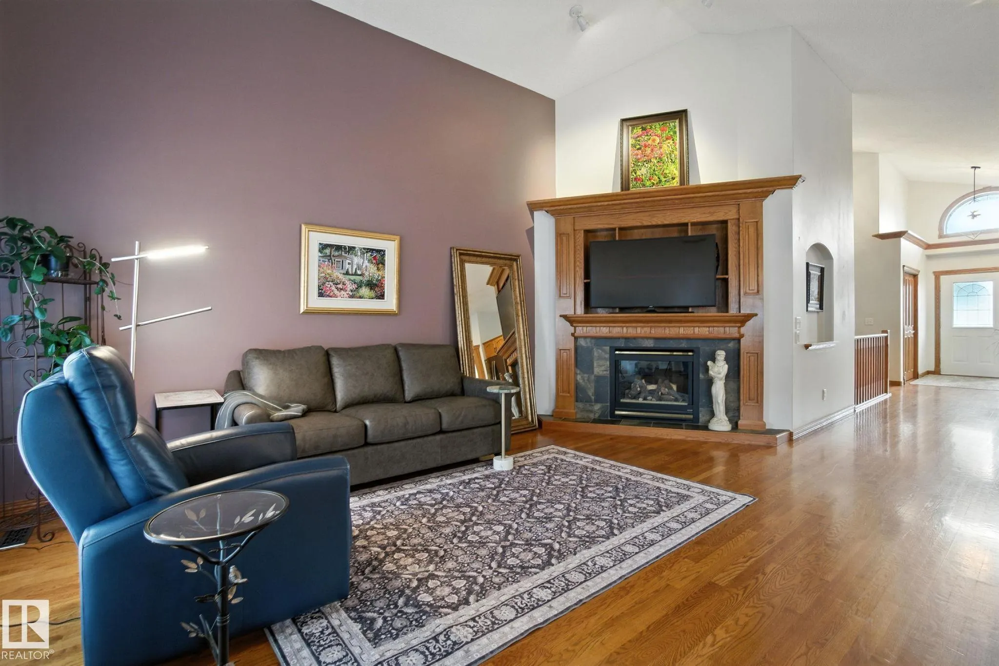 504 HIGHLAND Drive