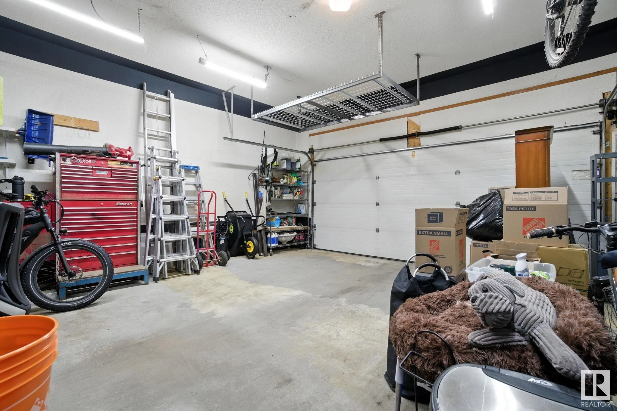 504 HIGHLAND Drive