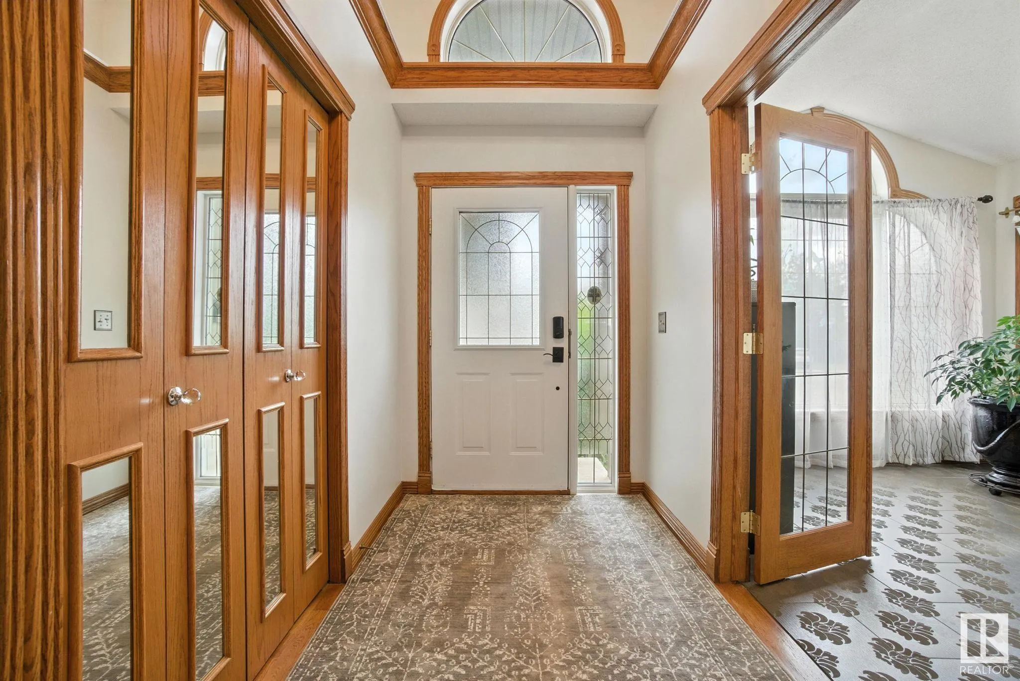 504 HIGHLAND Drive