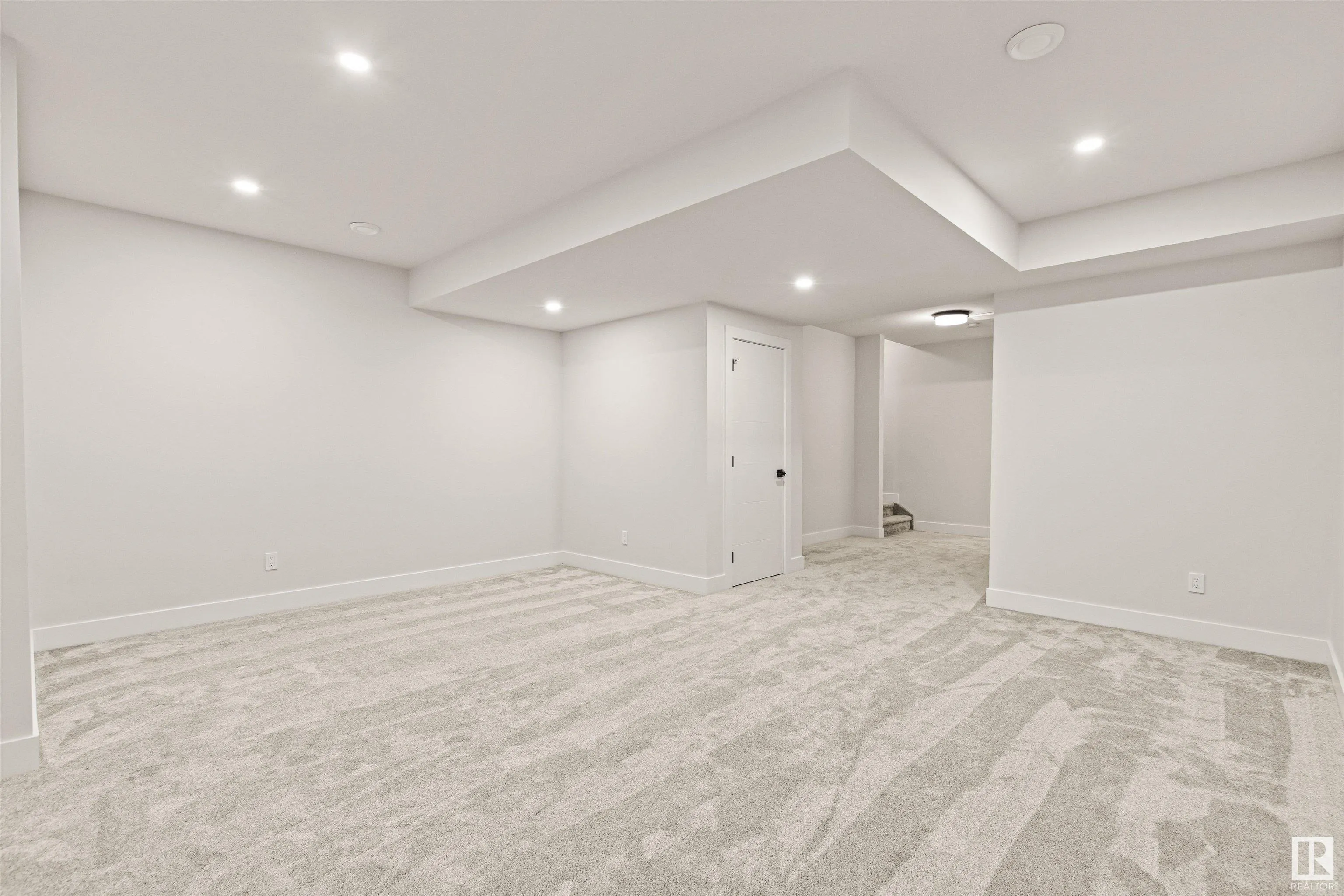 8343 SASKATCHEWAN Drive
