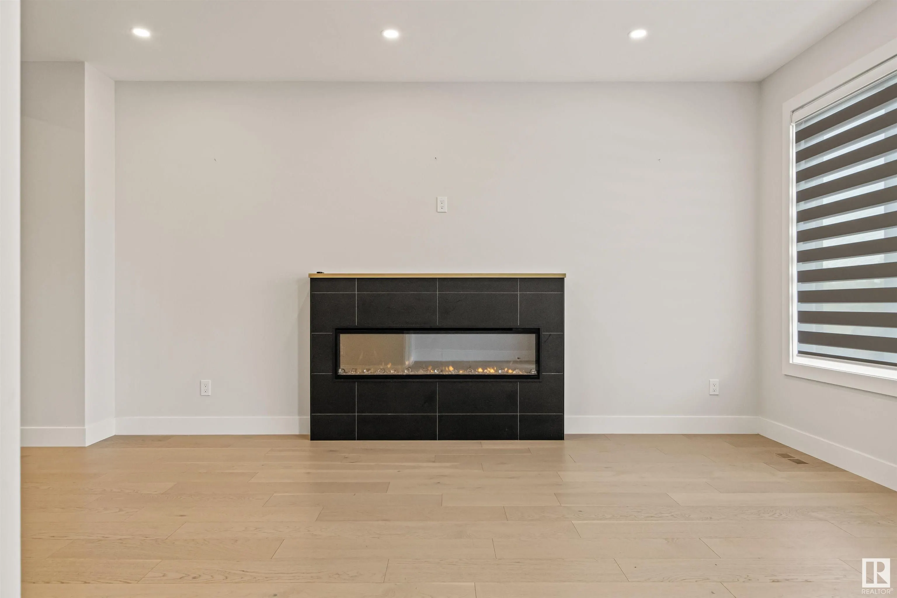 8343 SASKATCHEWAN Drive