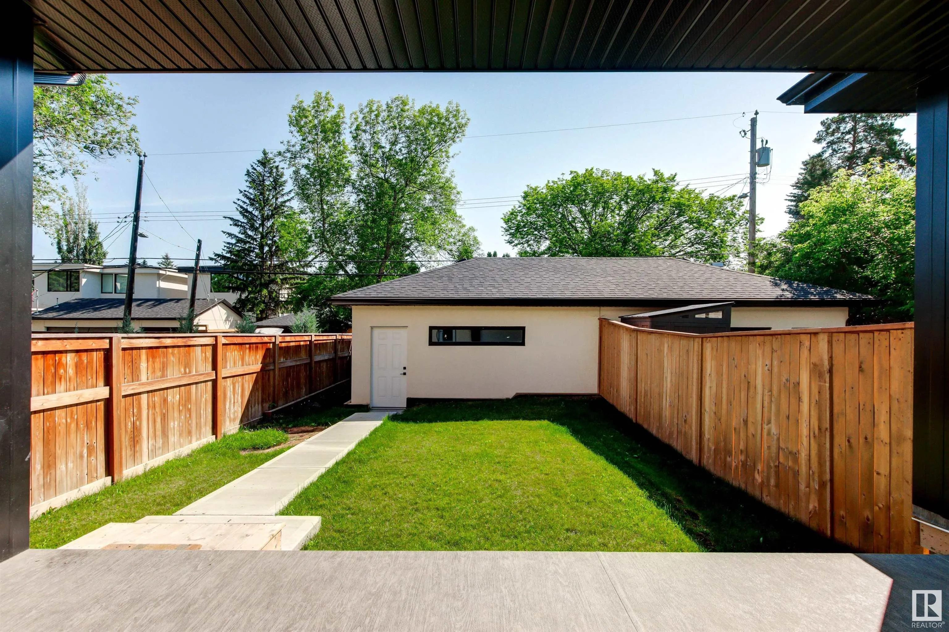 8343 SASKATCHEWAN Drive