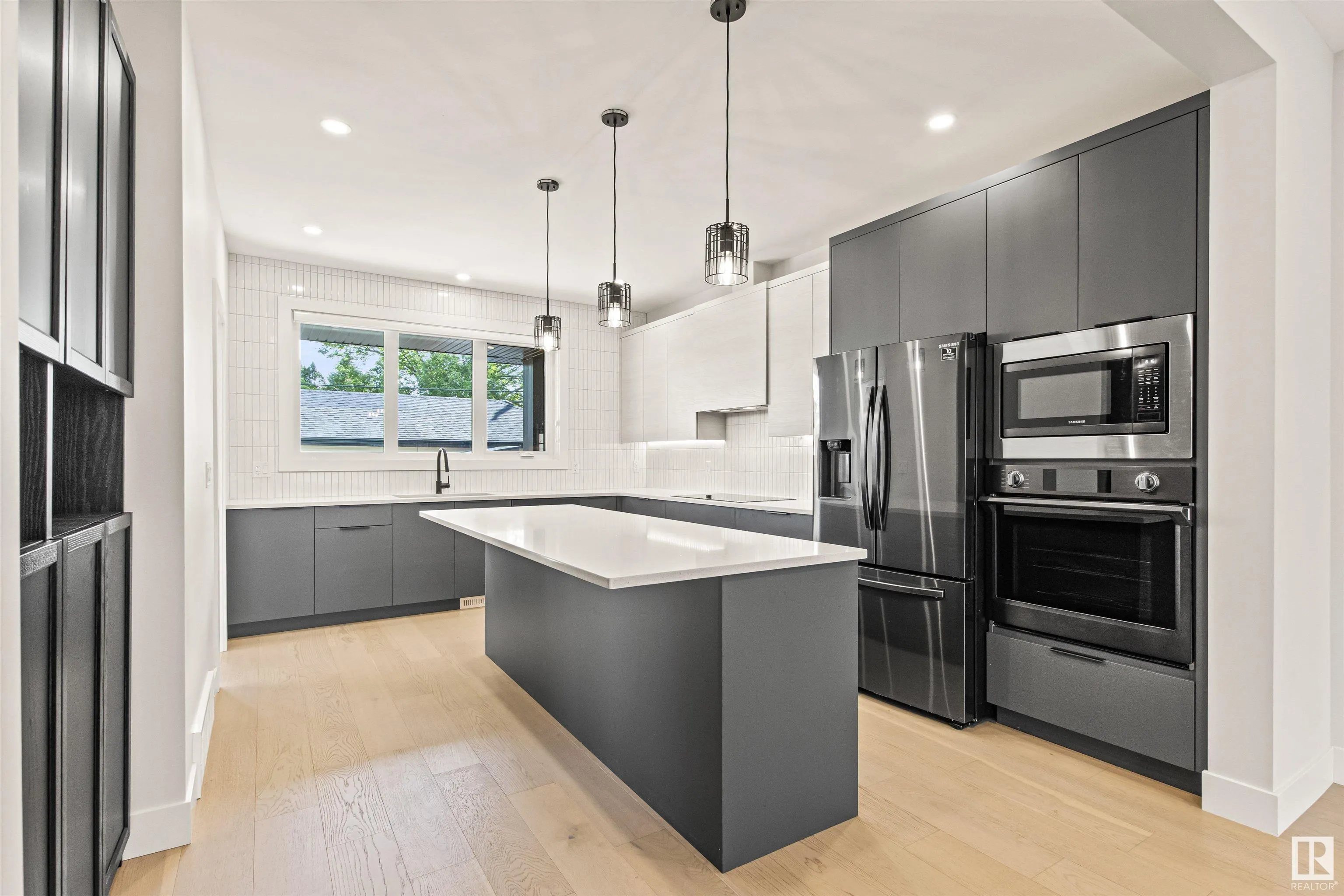 8343 SASKATCHEWAN Drive