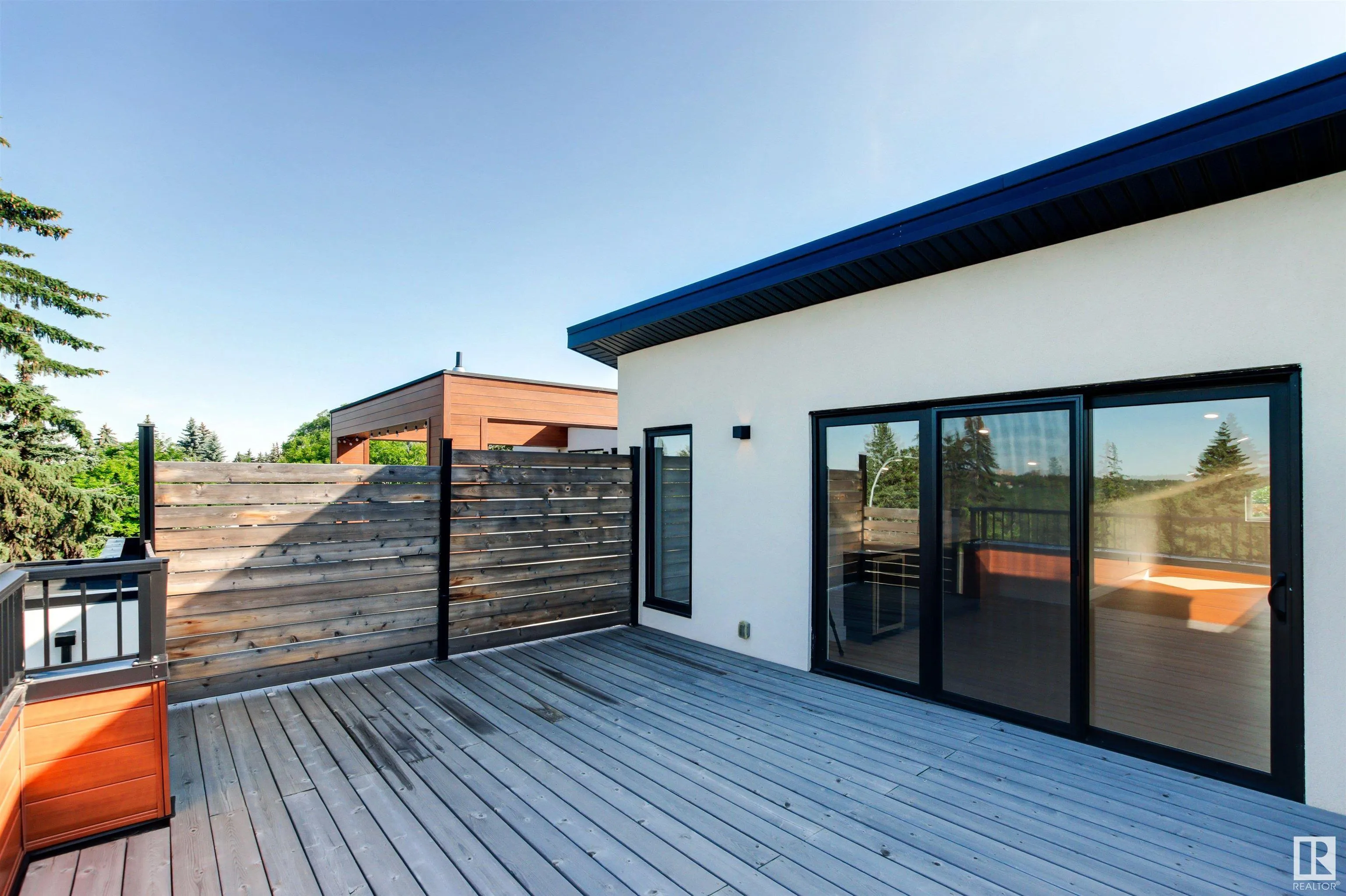 8343 SASKATCHEWAN Drive