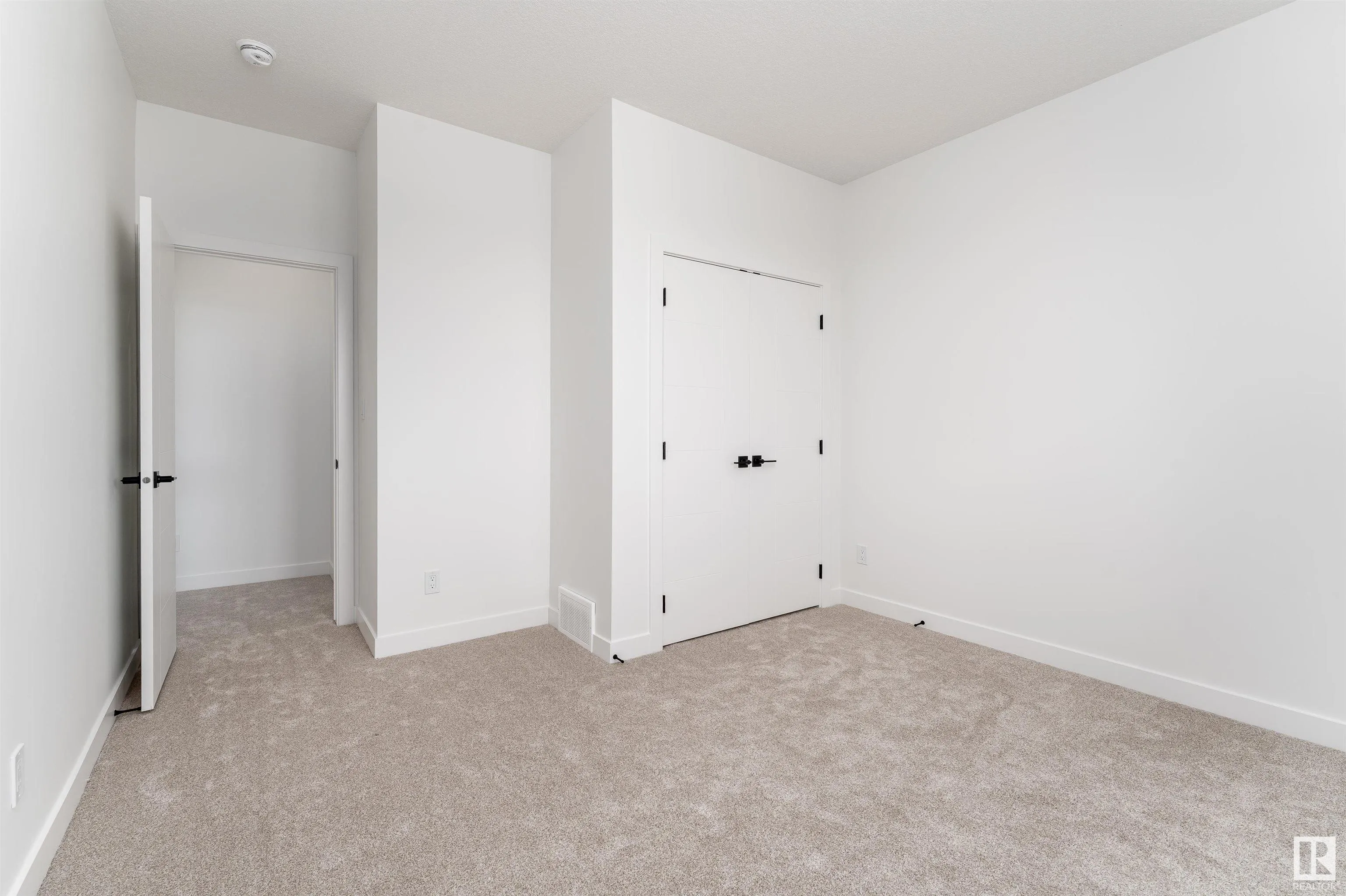 76 HAZELWOOD Lane