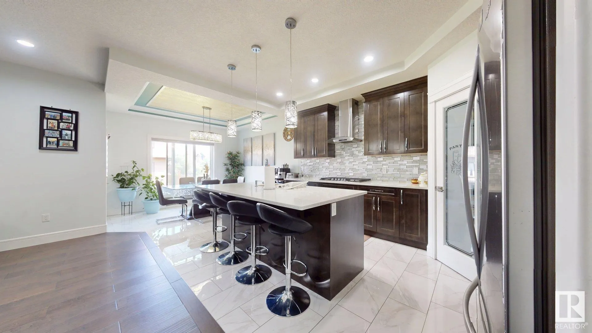 1103 30 Street