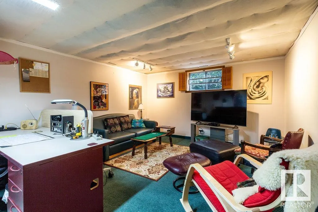 14014 106 Avenue