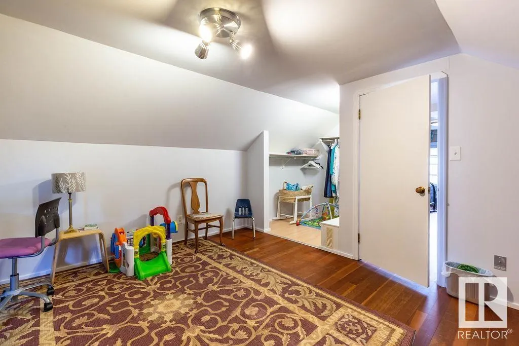 14014 106 Avenue