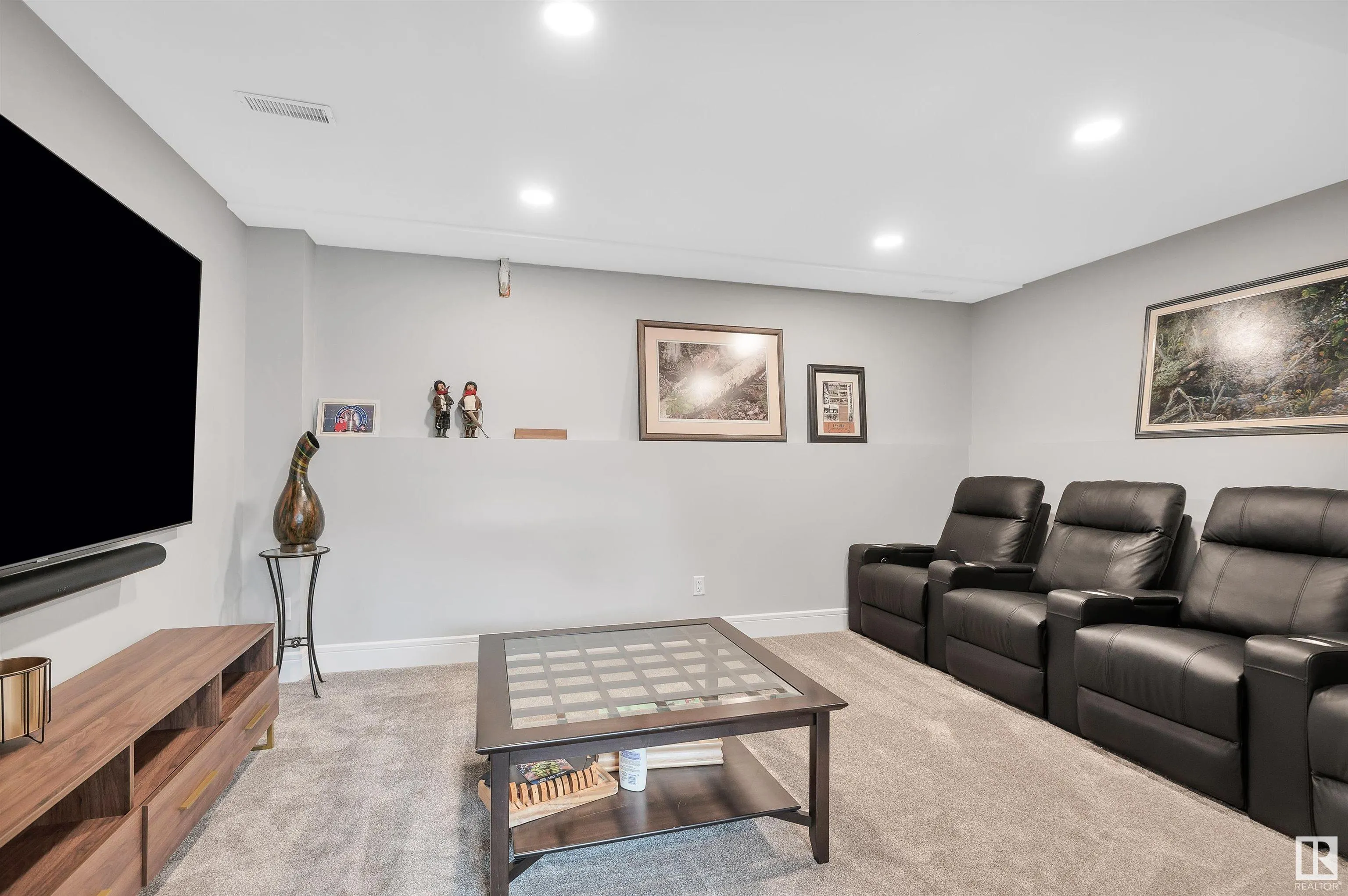 29 PEACE RIVER Drive