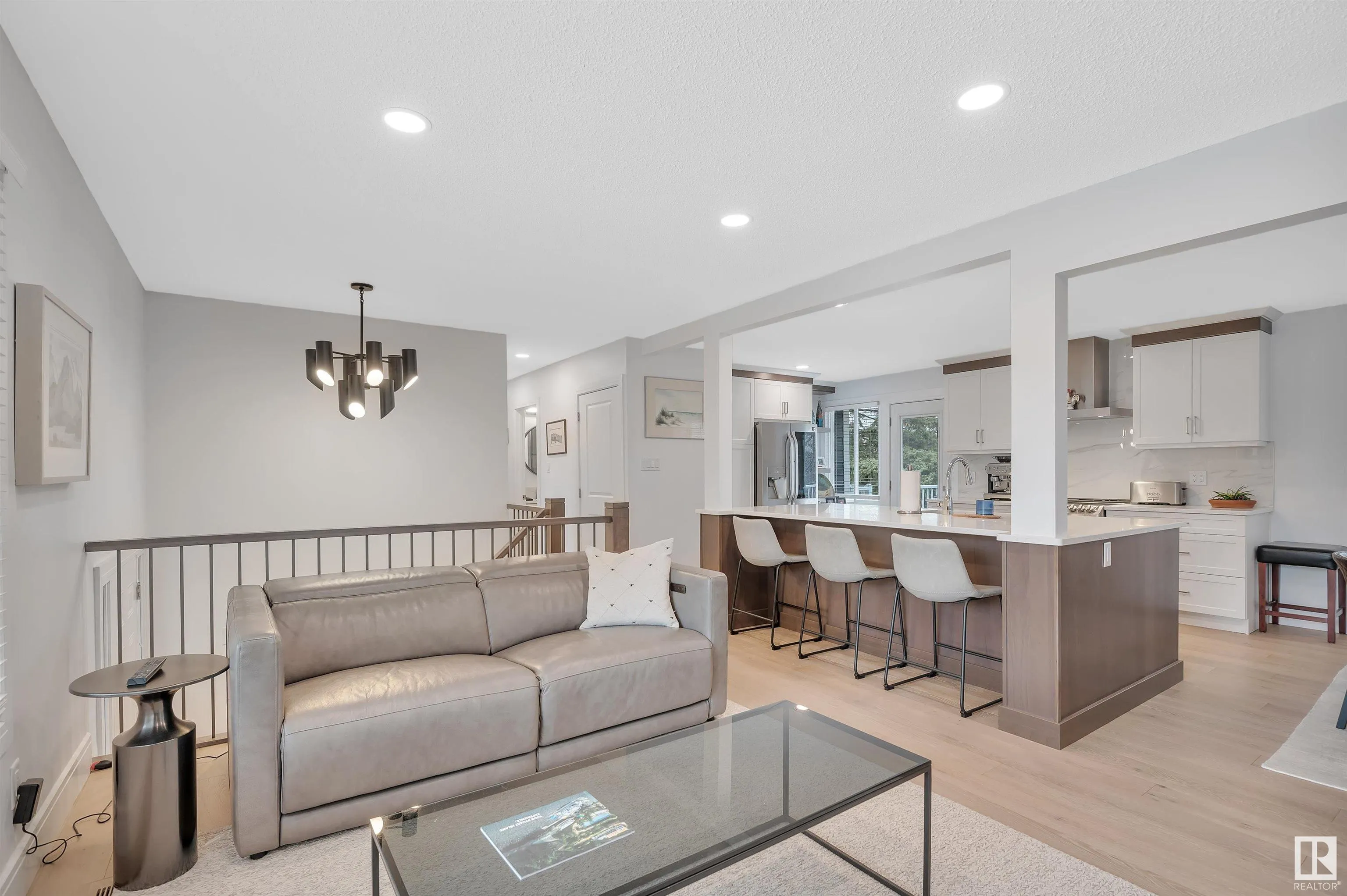 29 PEACE RIVER Drive