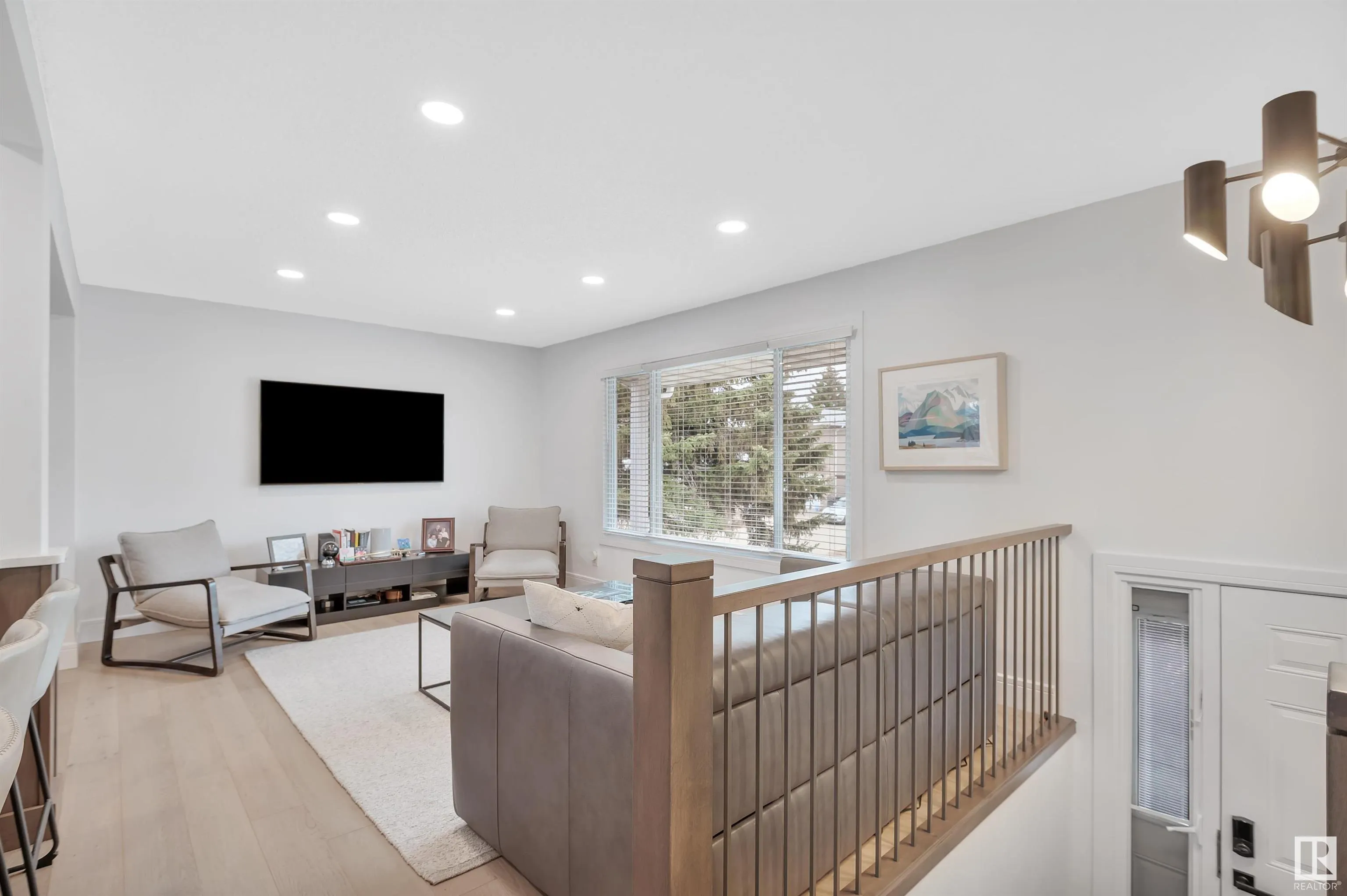 29 PEACE RIVER Drive