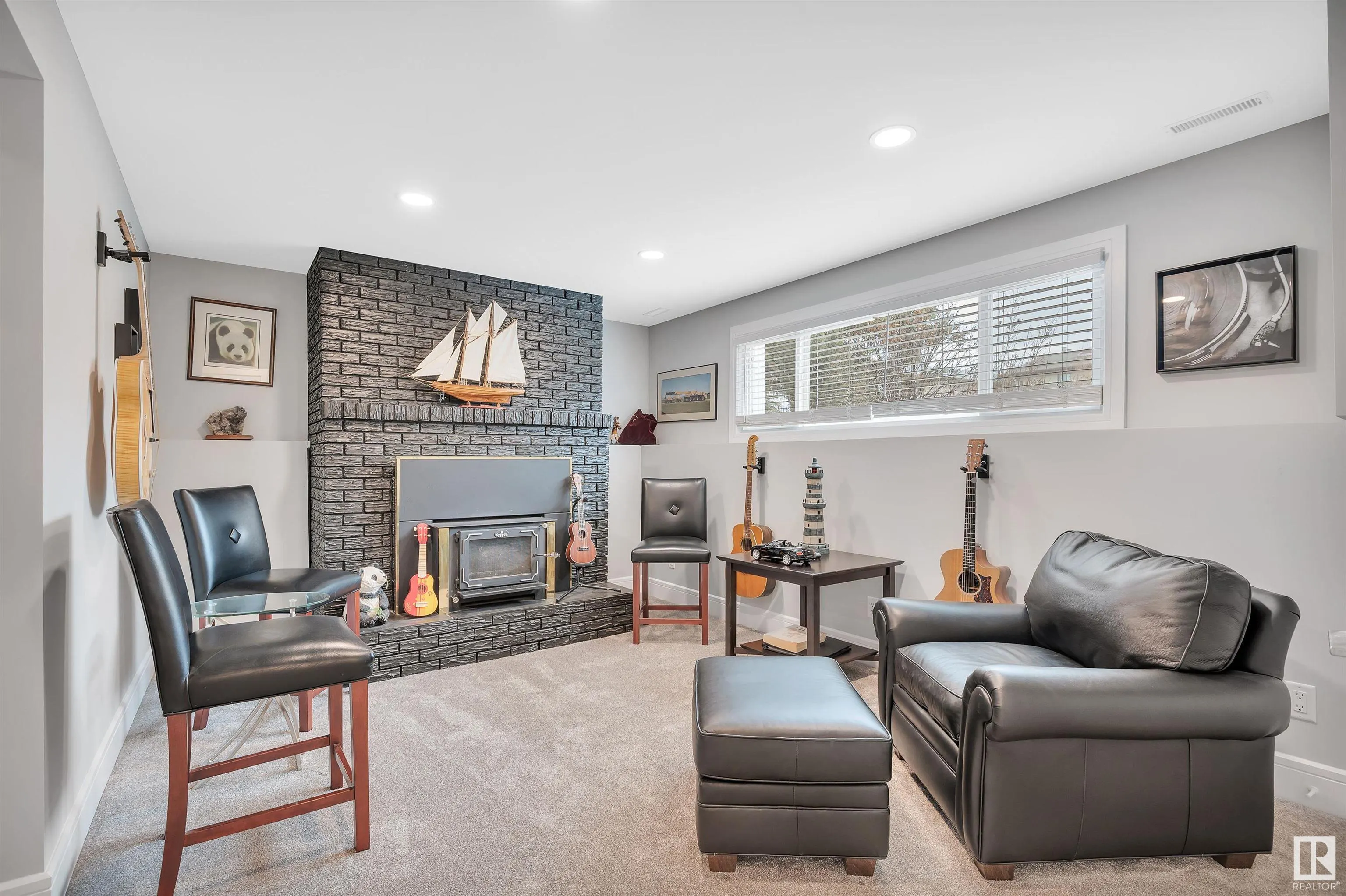 29 PEACE RIVER Drive
