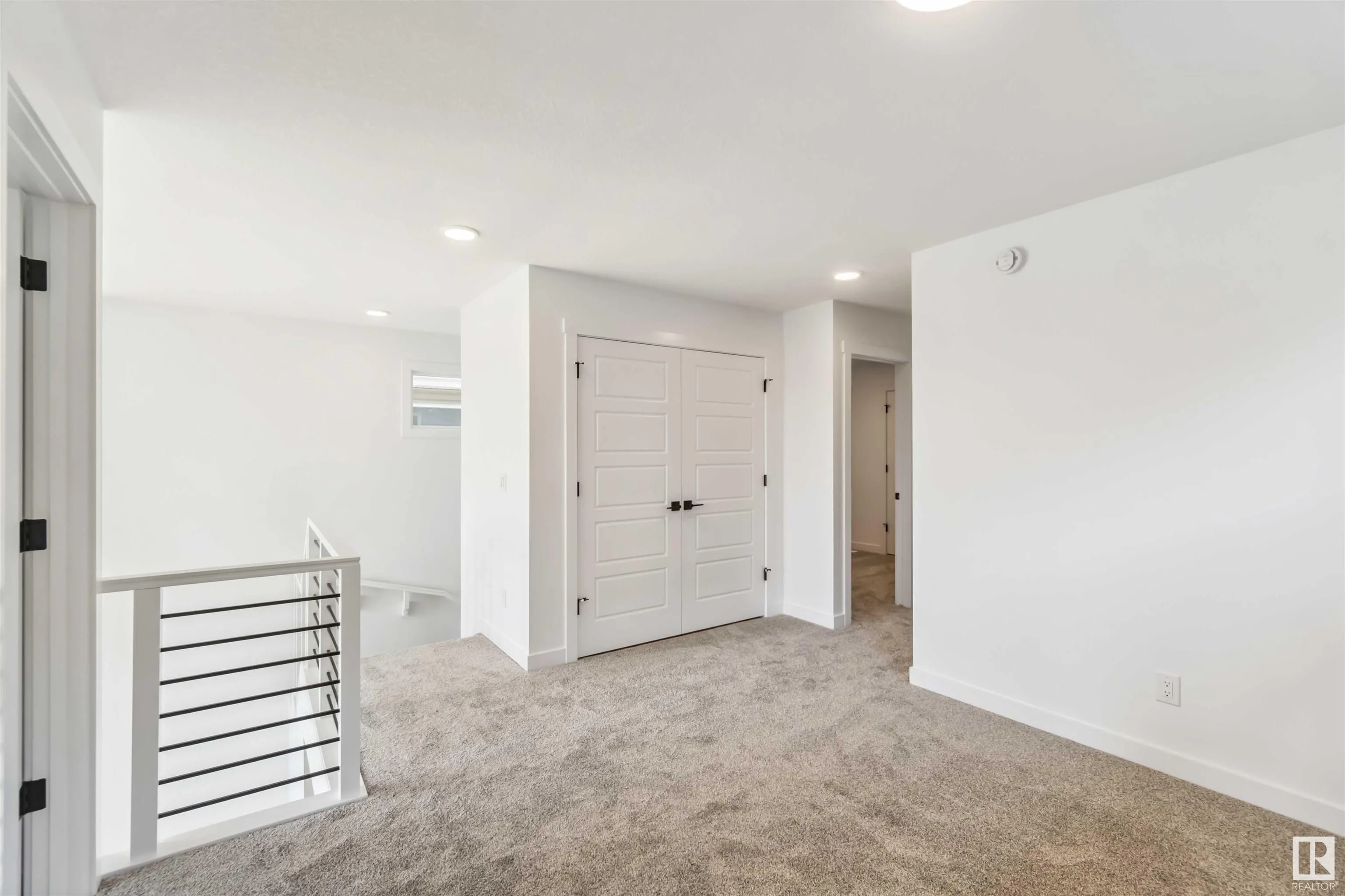 19 SPRINGBROOK Wynd