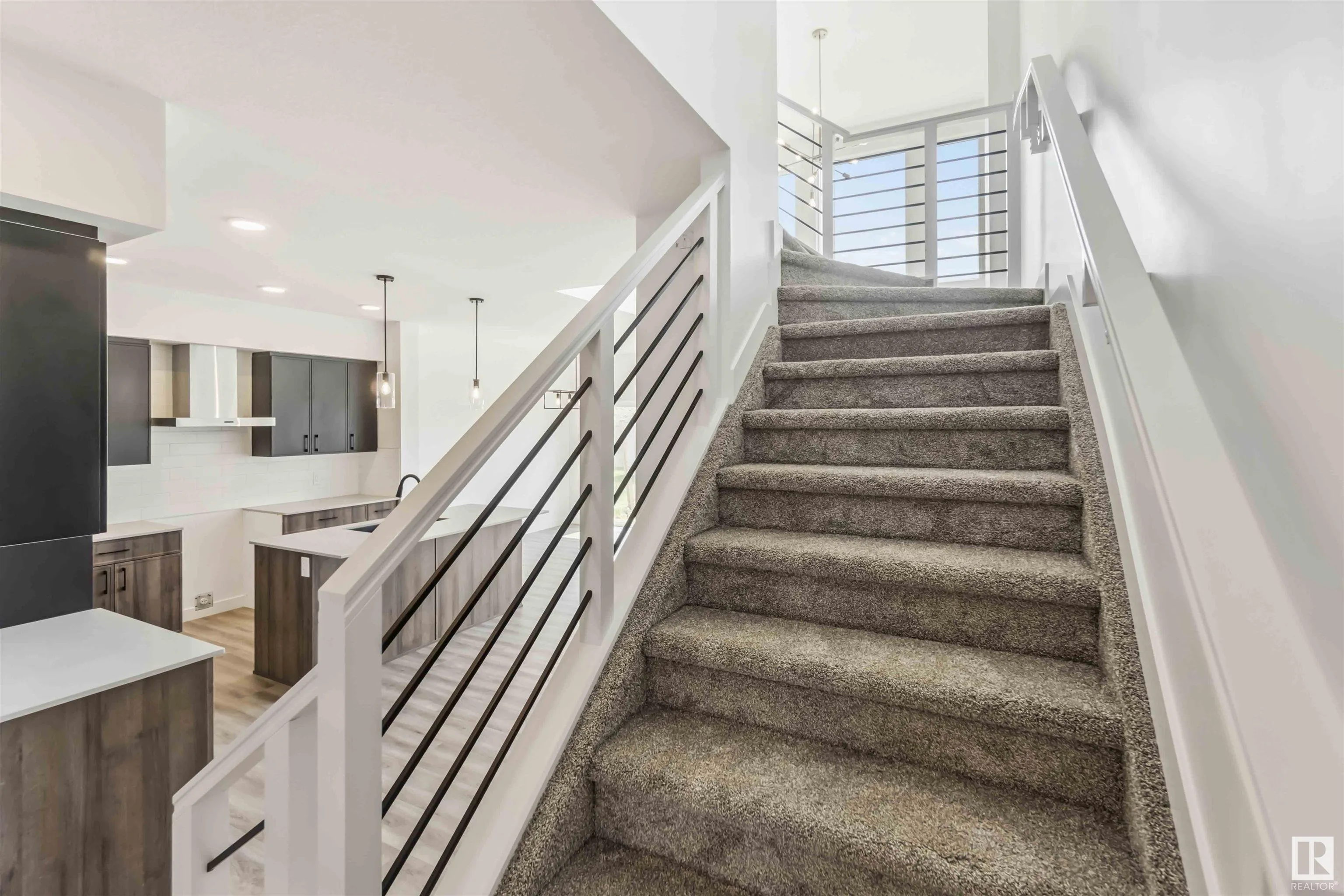 19 SPRINGBROOK Wynd