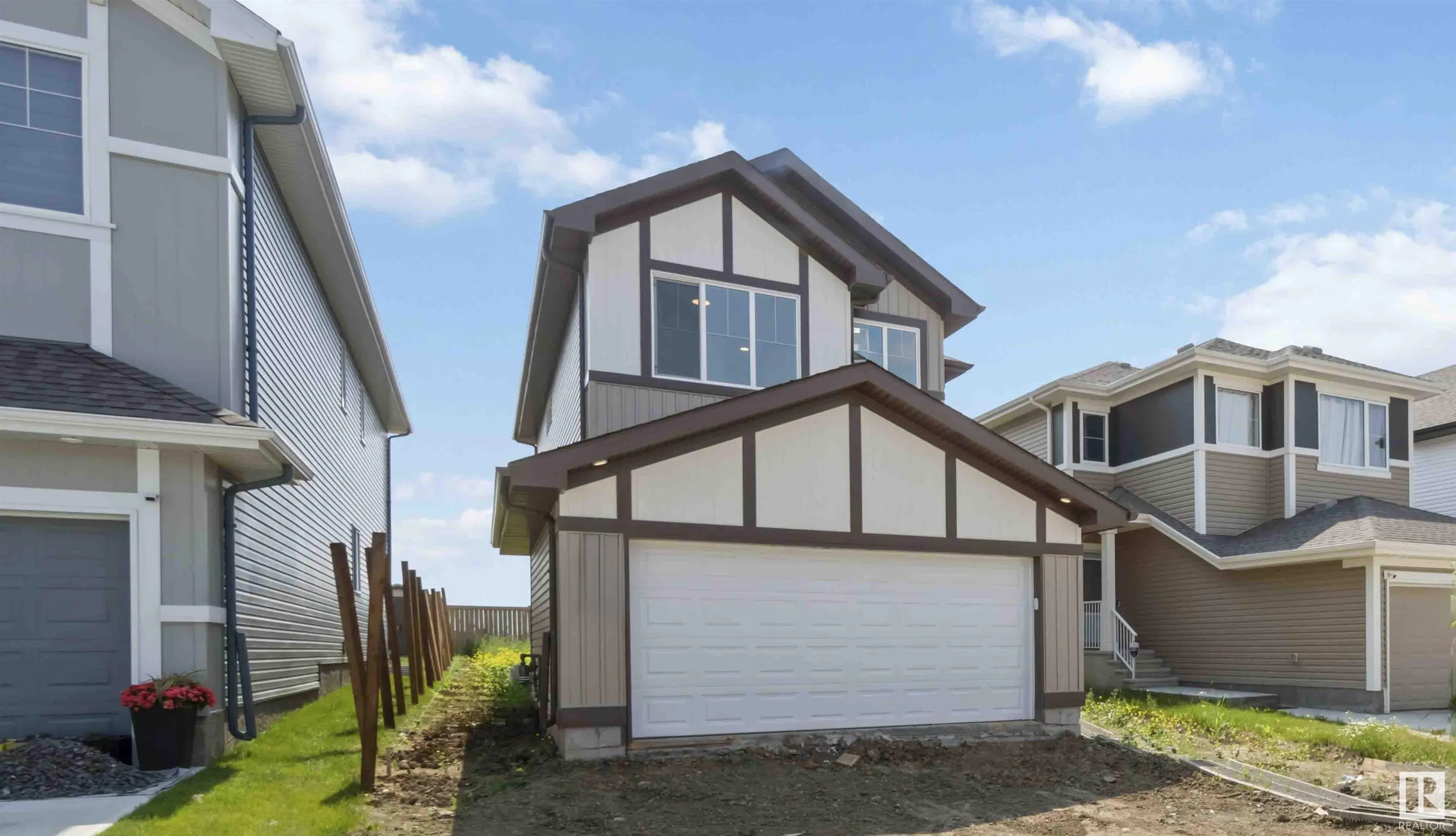 19 SPRINGBROOK Wynd