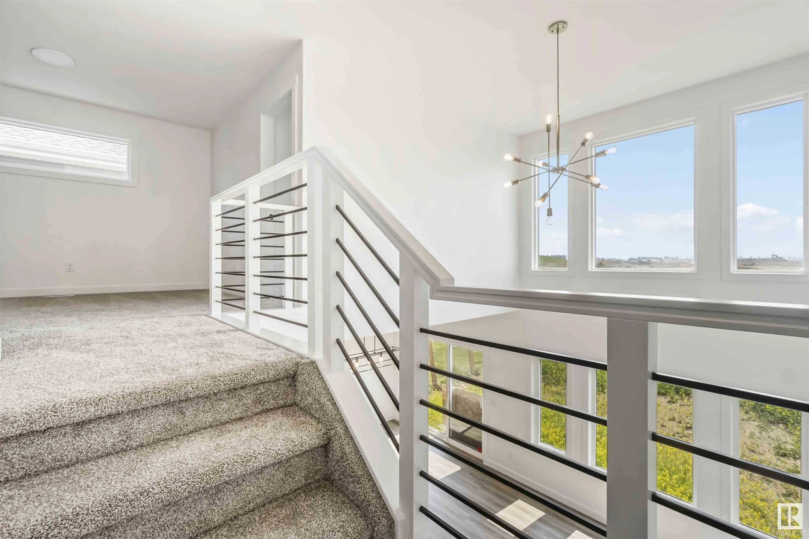 19 SPRINGBROOK Wynd