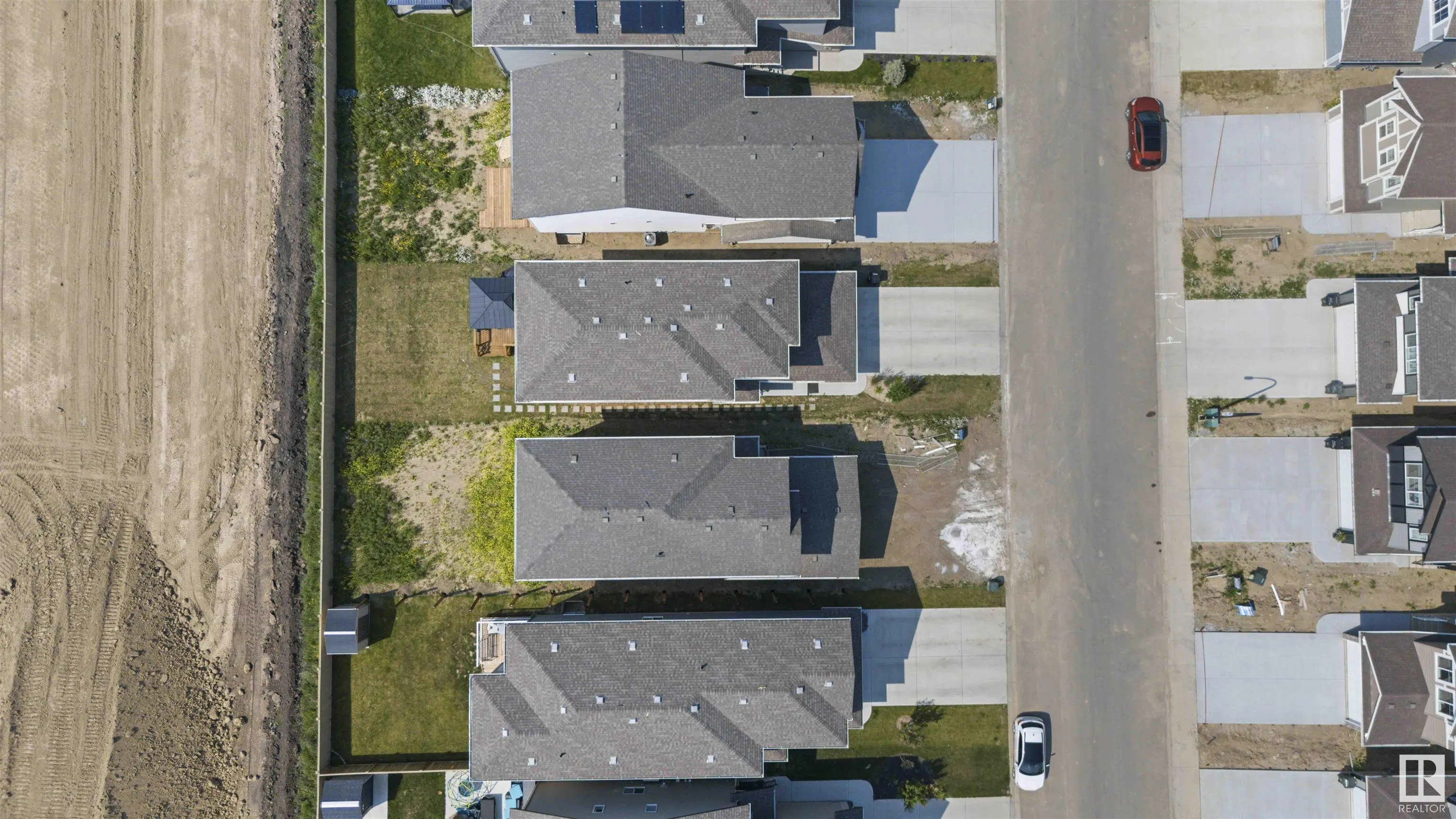 19 SPRINGBROOK Wynd