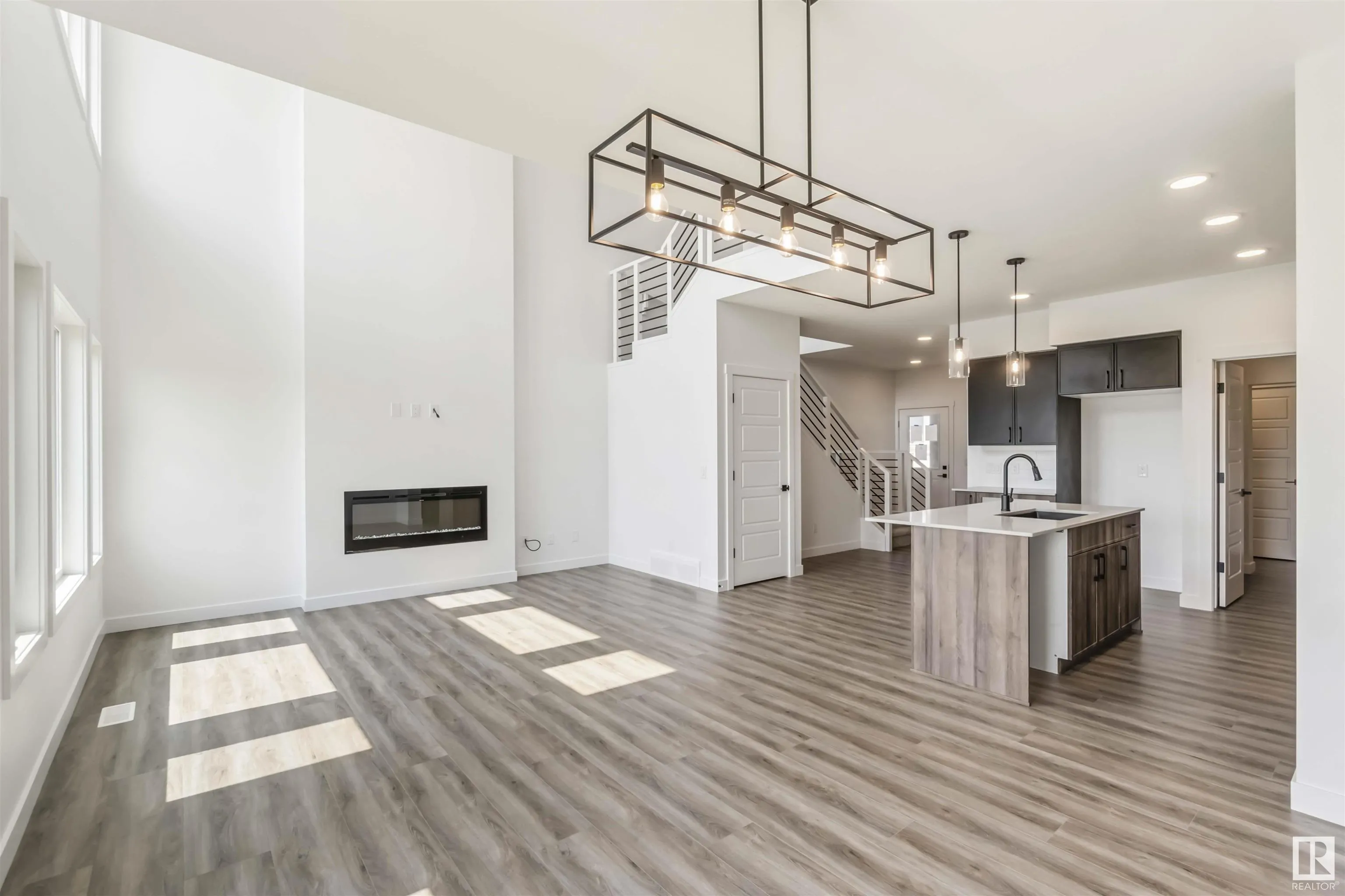 19 SPRINGBROOK Wynd