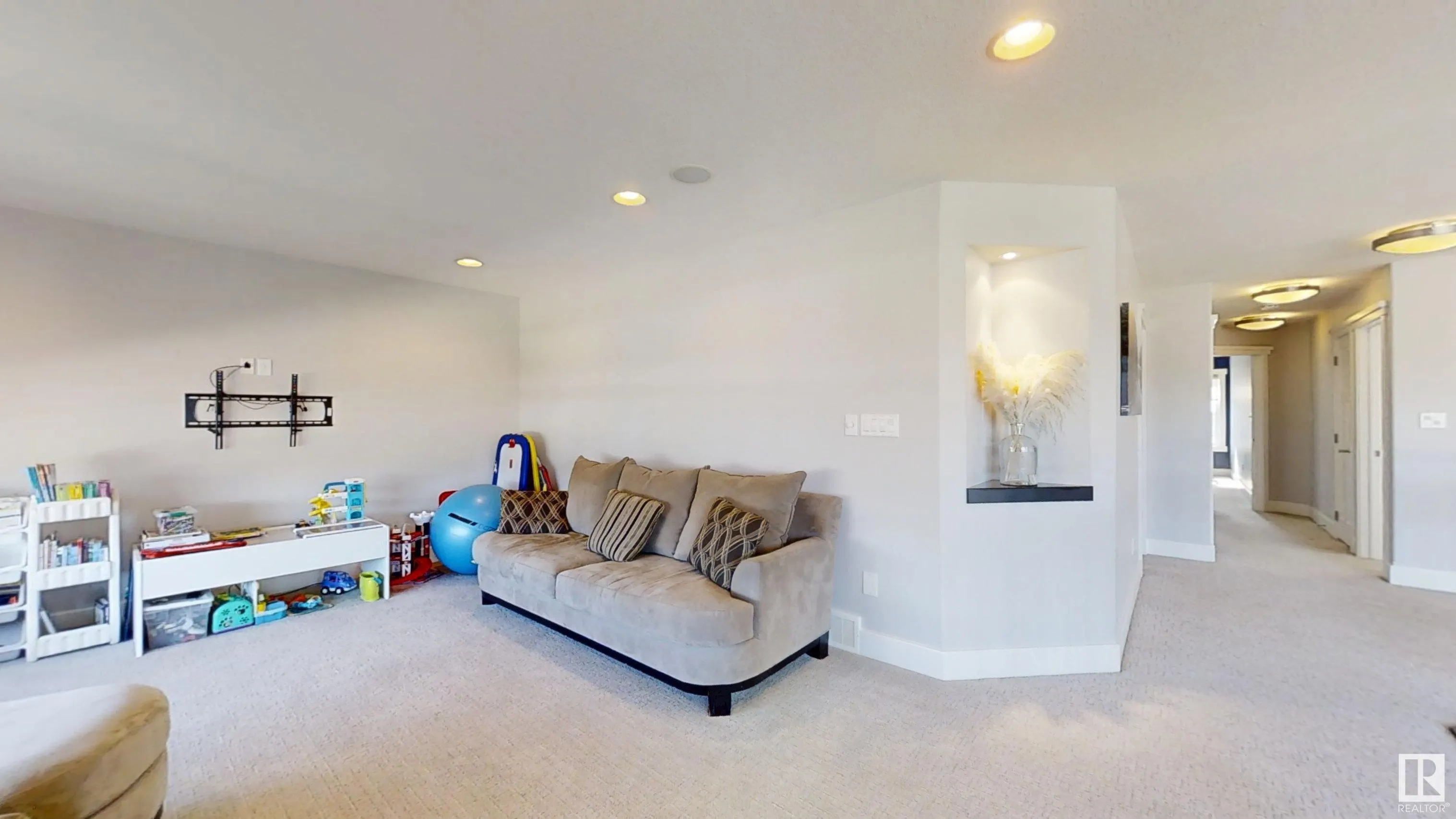 1 WESTLIN Drive