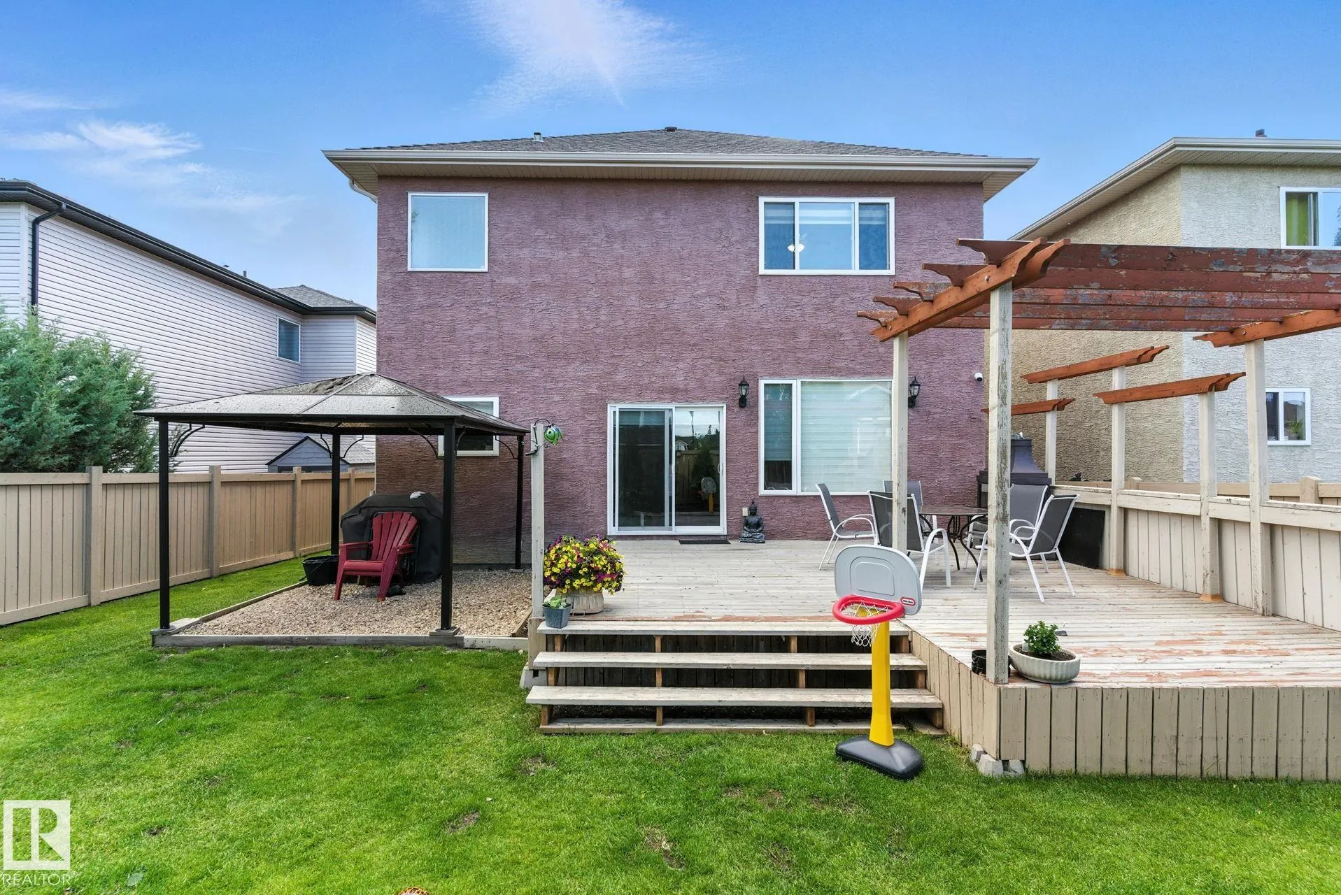 5511 42 st