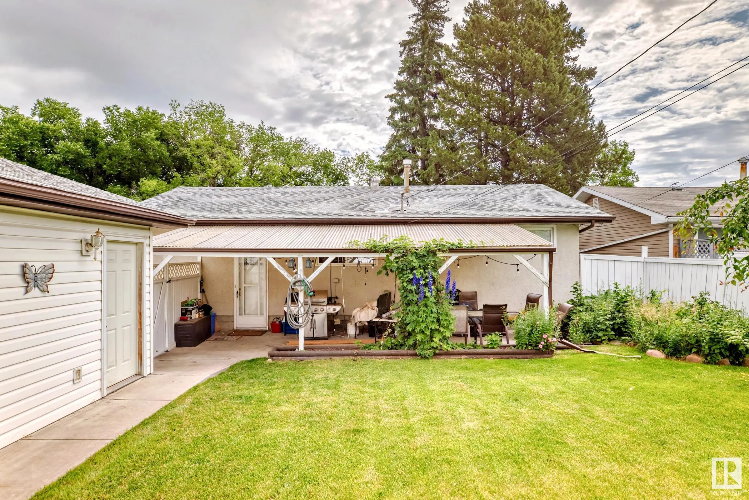 44 GRANDIN Road