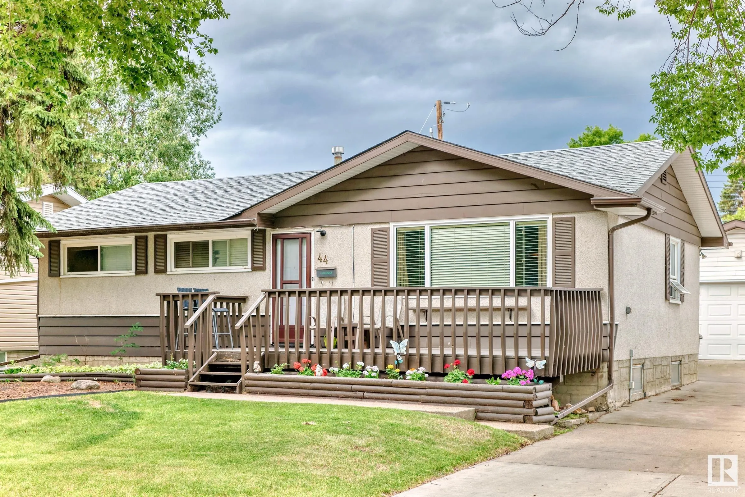 44 GRANDIN Road