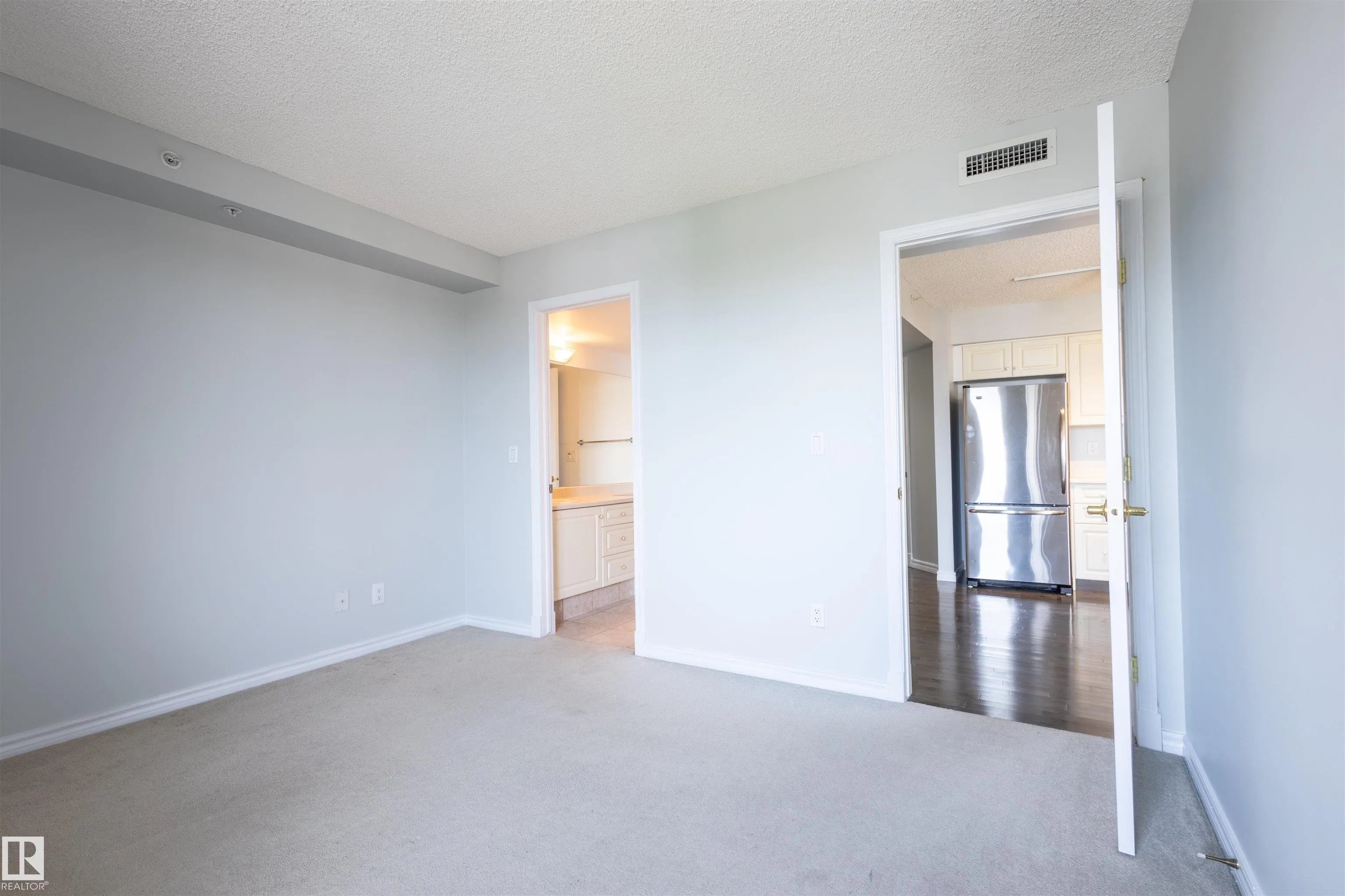 10649 SASKATCHEWAN Drive