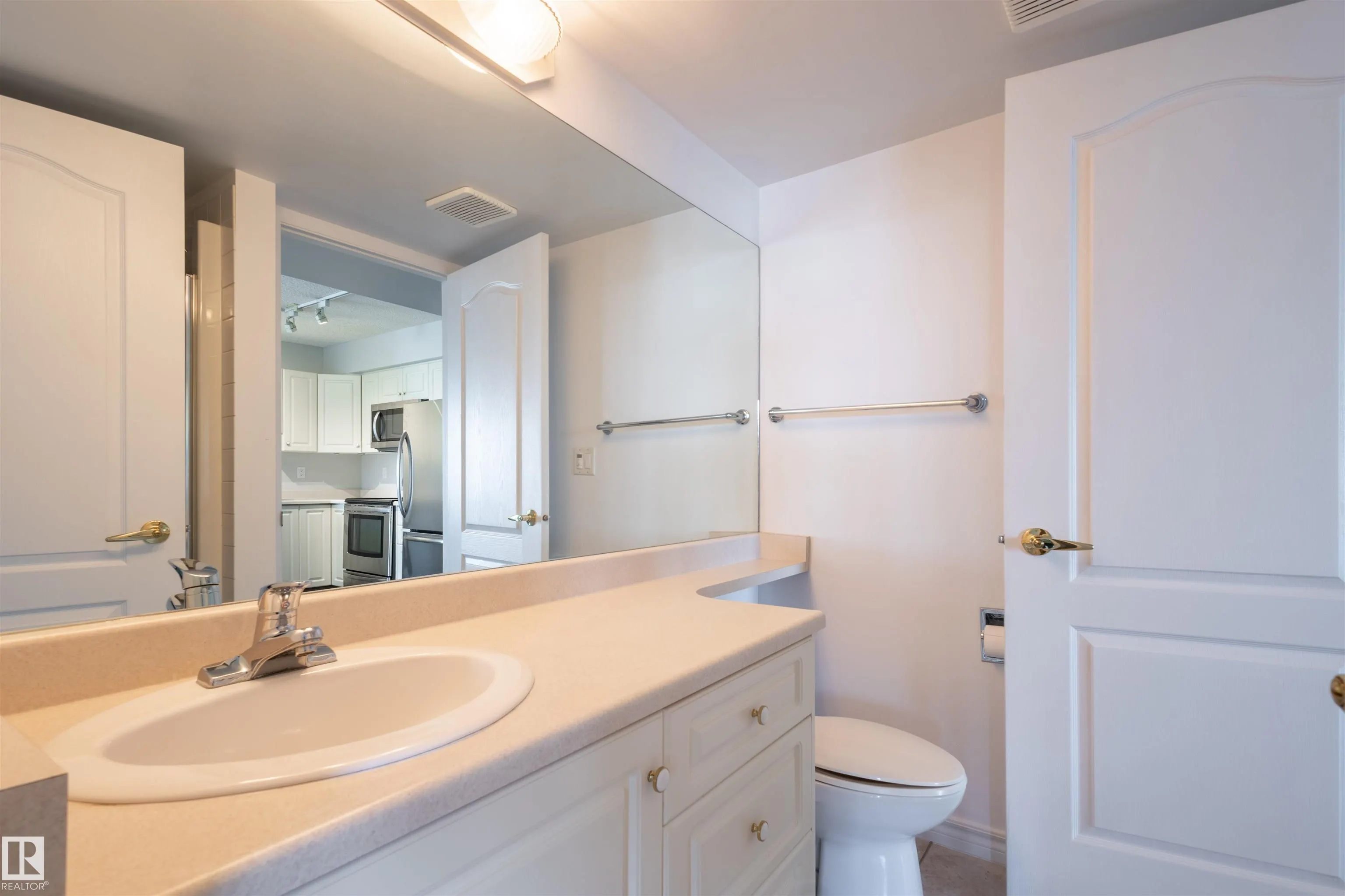 10649 SASKATCHEWAN Drive