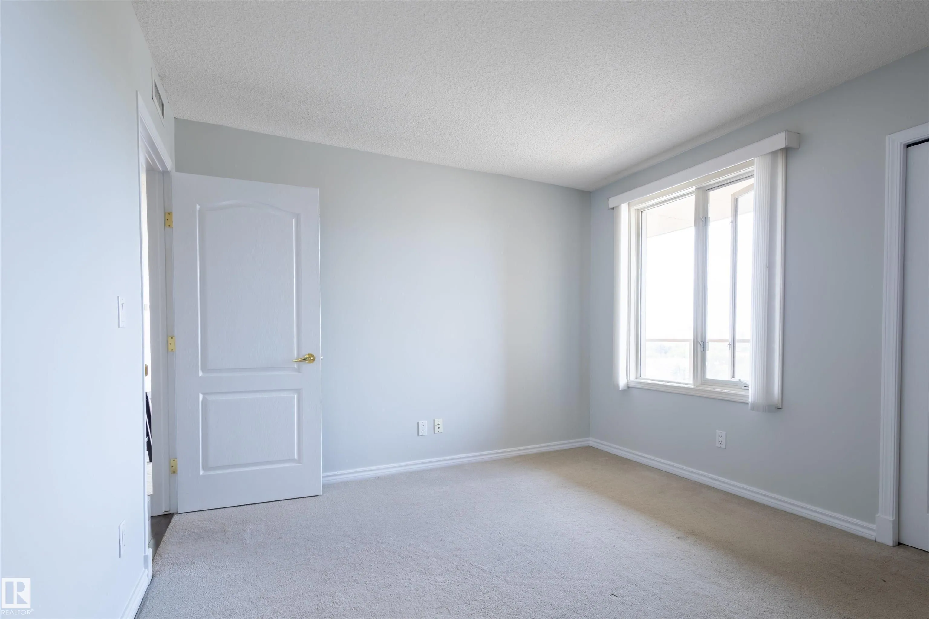 10649 SASKATCHEWAN Drive