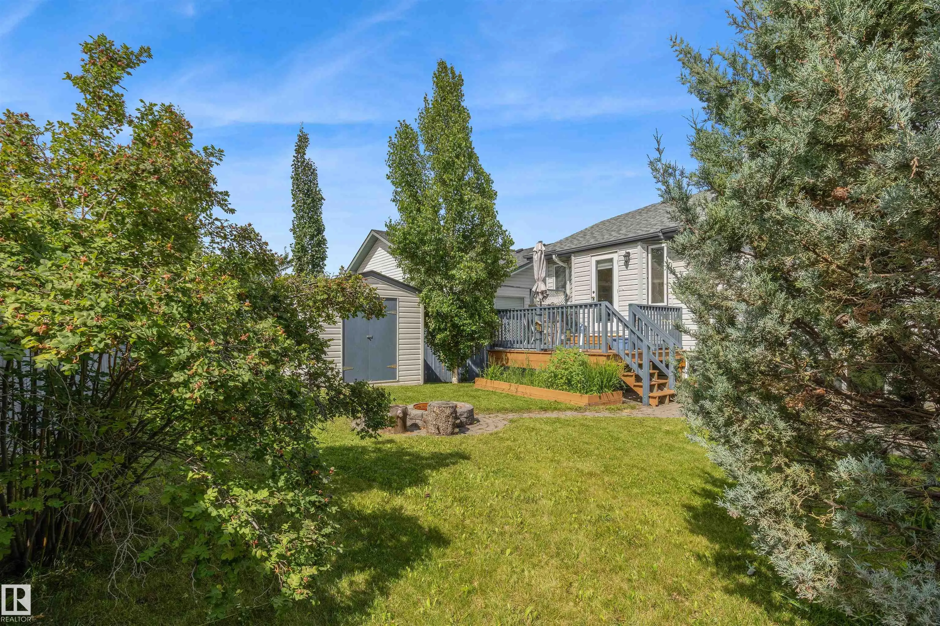 32 FOXHAVEN Court