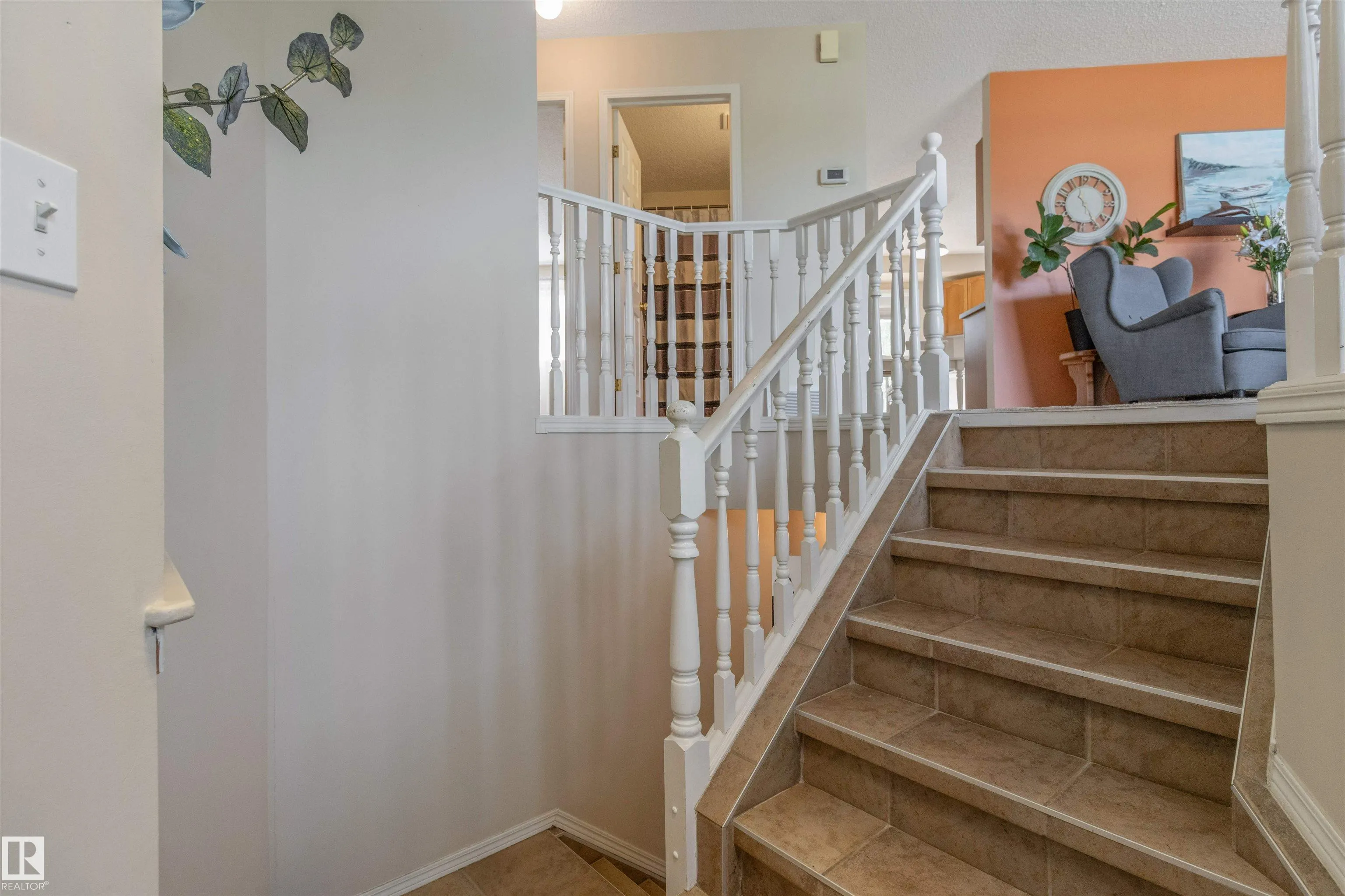 32 FOXHAVEN Court