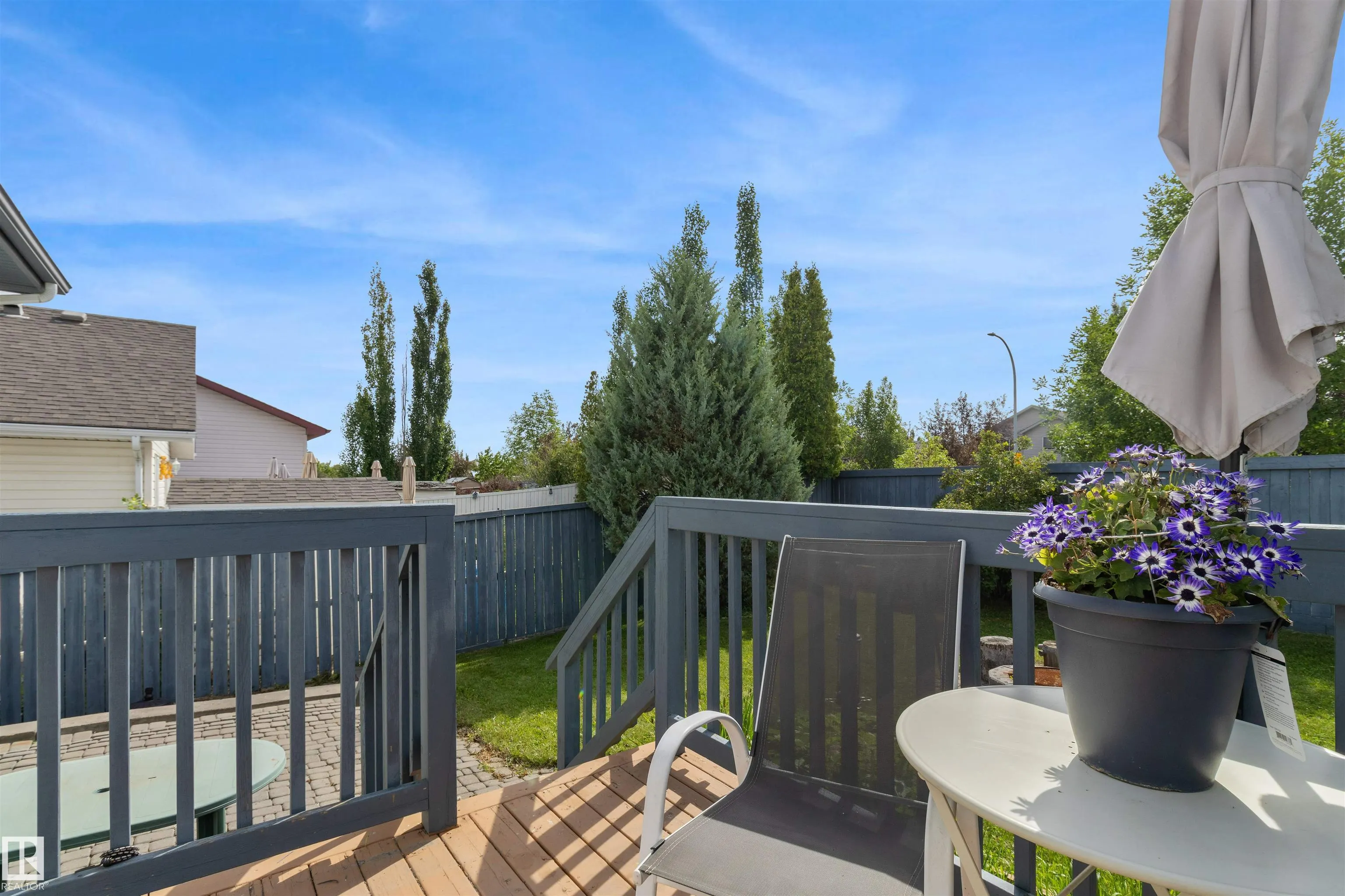 32 FOXHAVEN Court