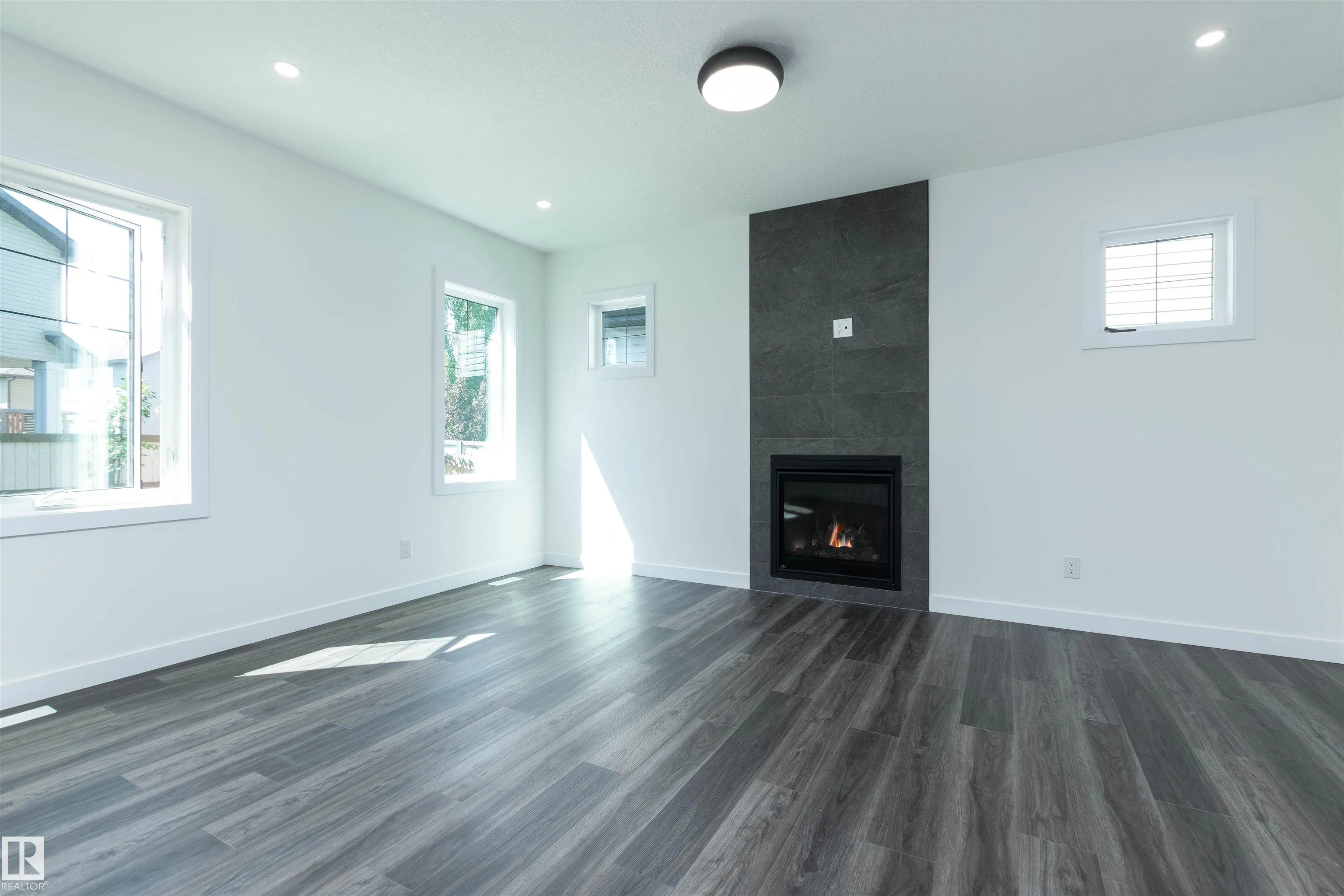 17 Sunbury Place