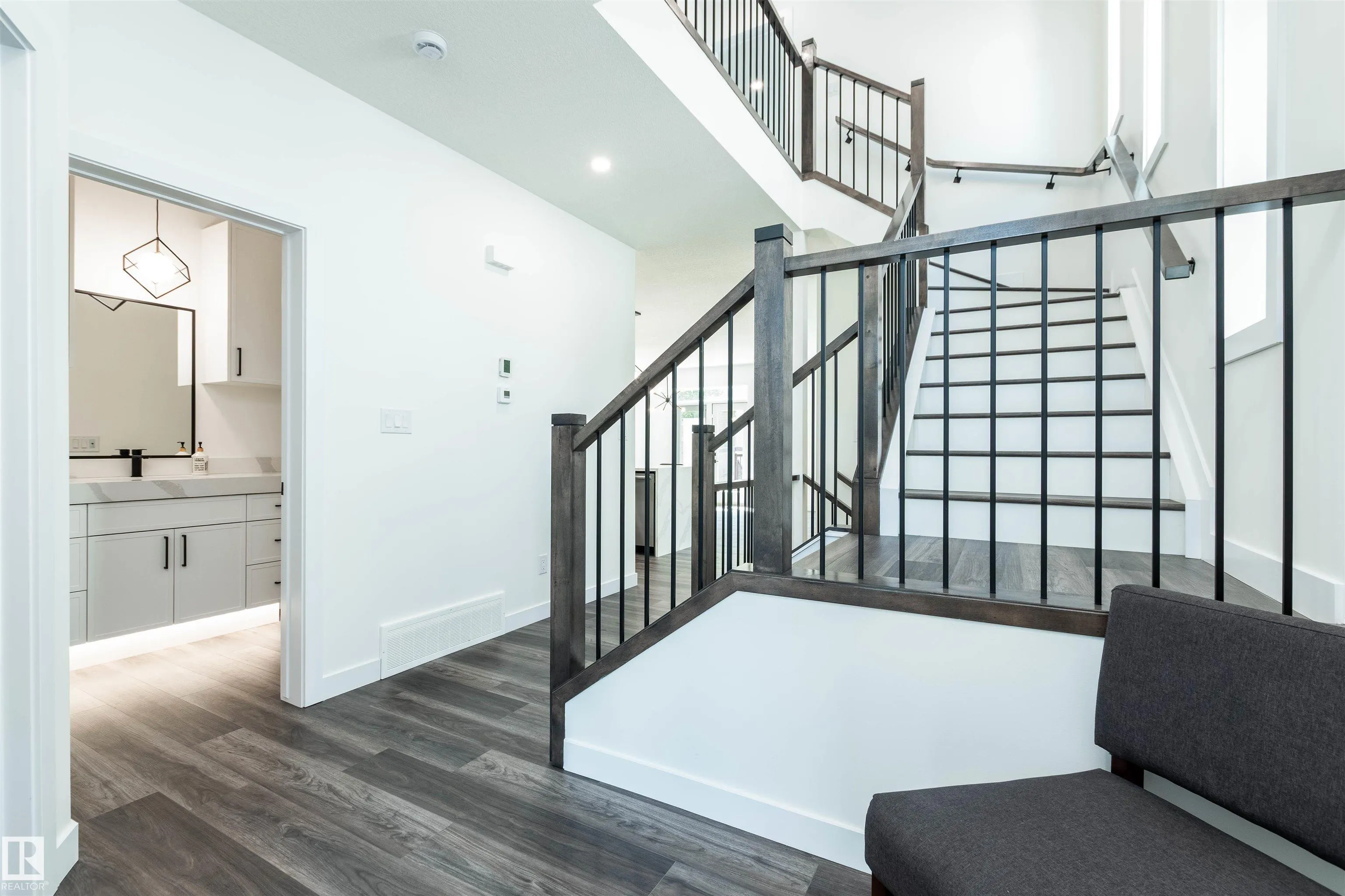 17 Sunbury Place